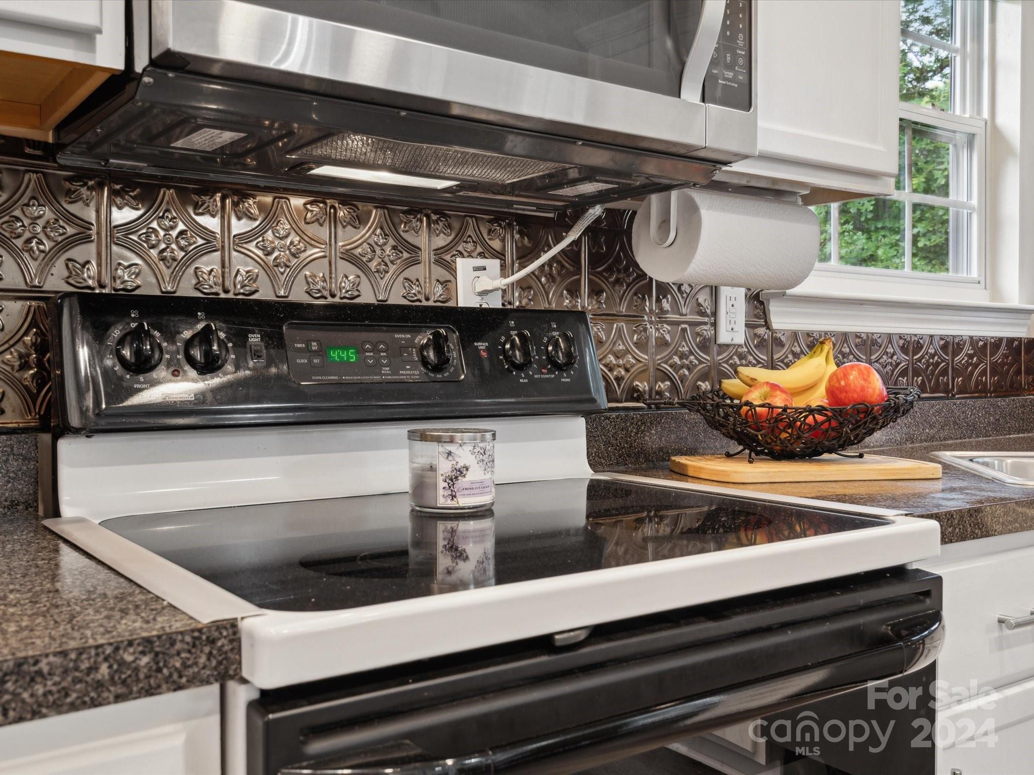 Colonial Village - Residential