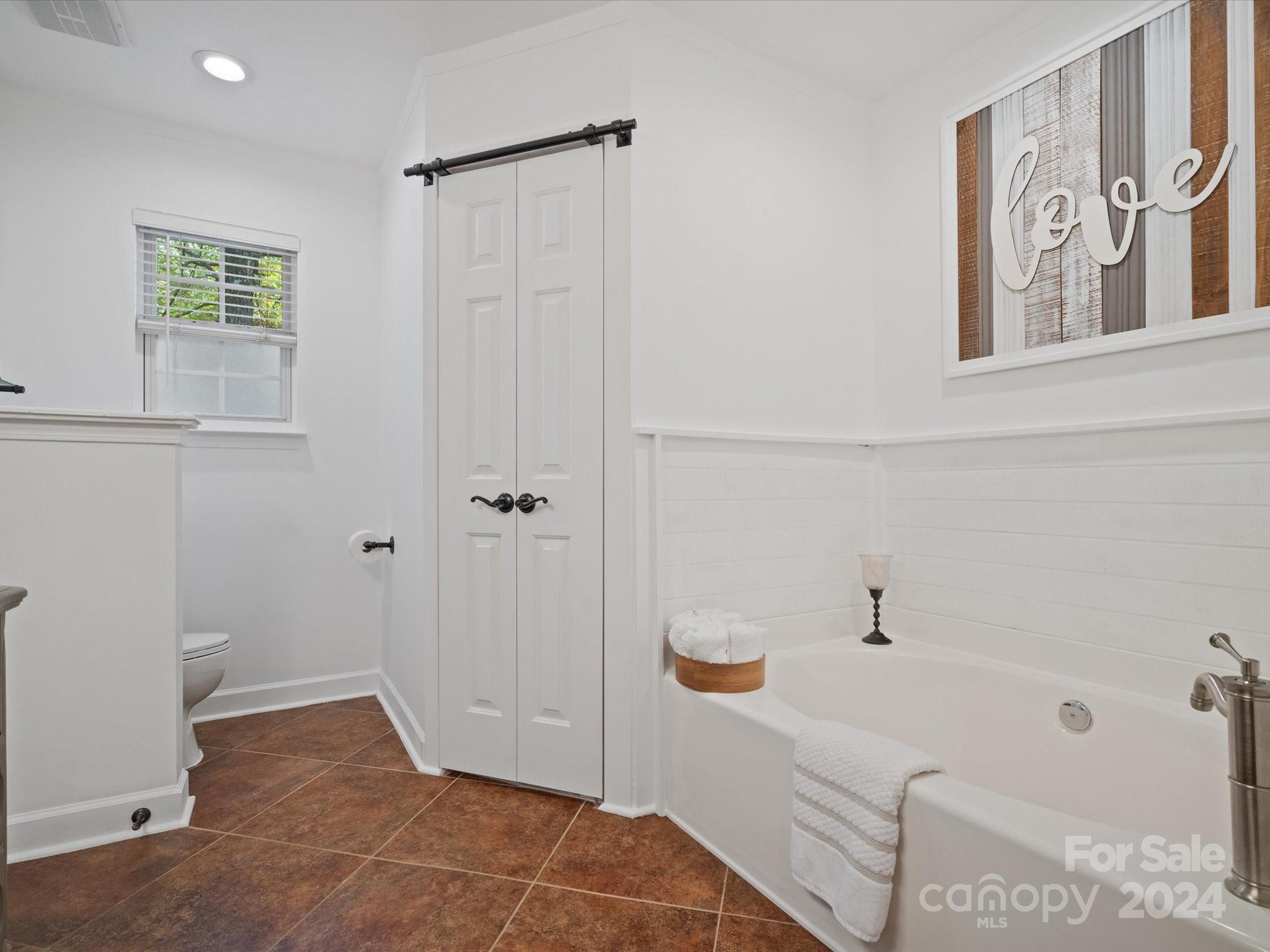 Colonial Village - Residential