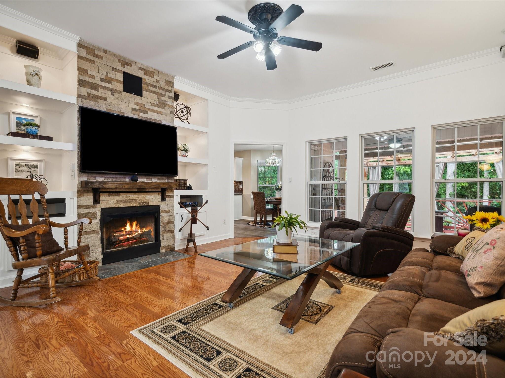 Colonial Village - Residential