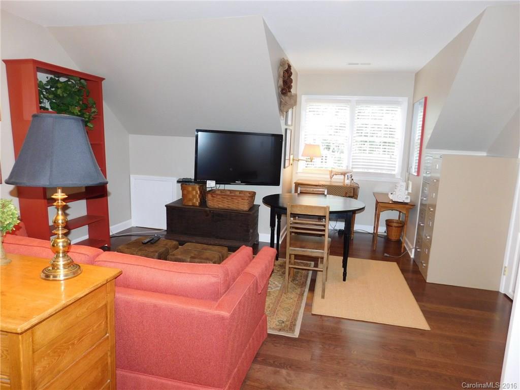 Hampton Green - Residential