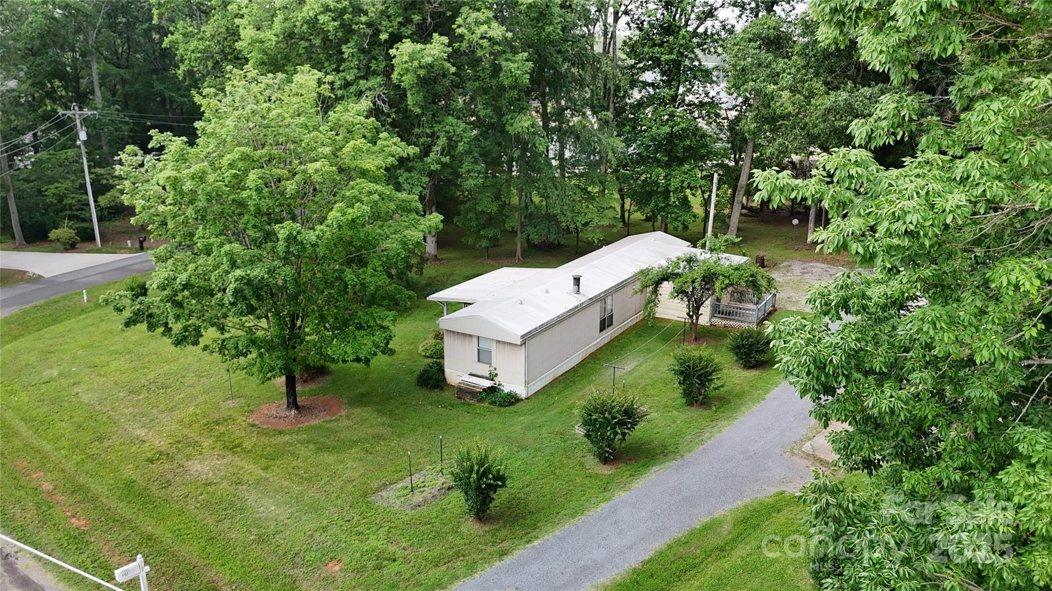 8112 Blackwood Road