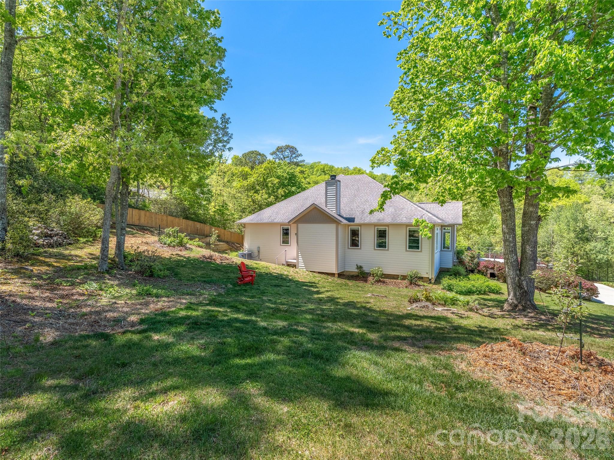 Laurel Woods - Residential