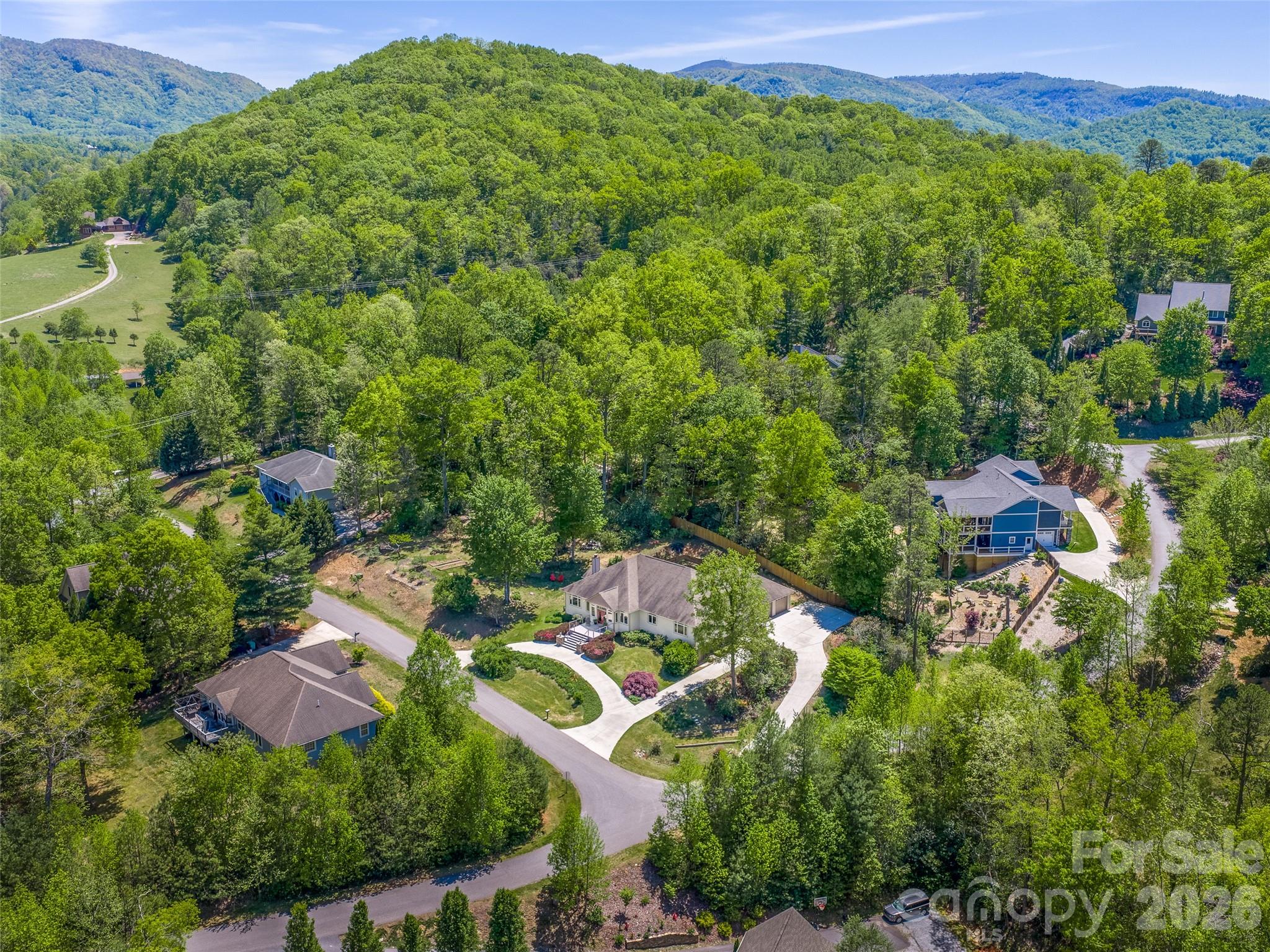 Laurel Woods - Residential