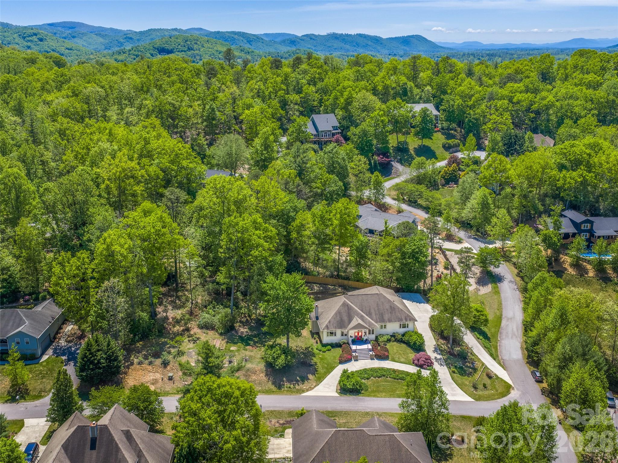 Laurel Woods - Residential