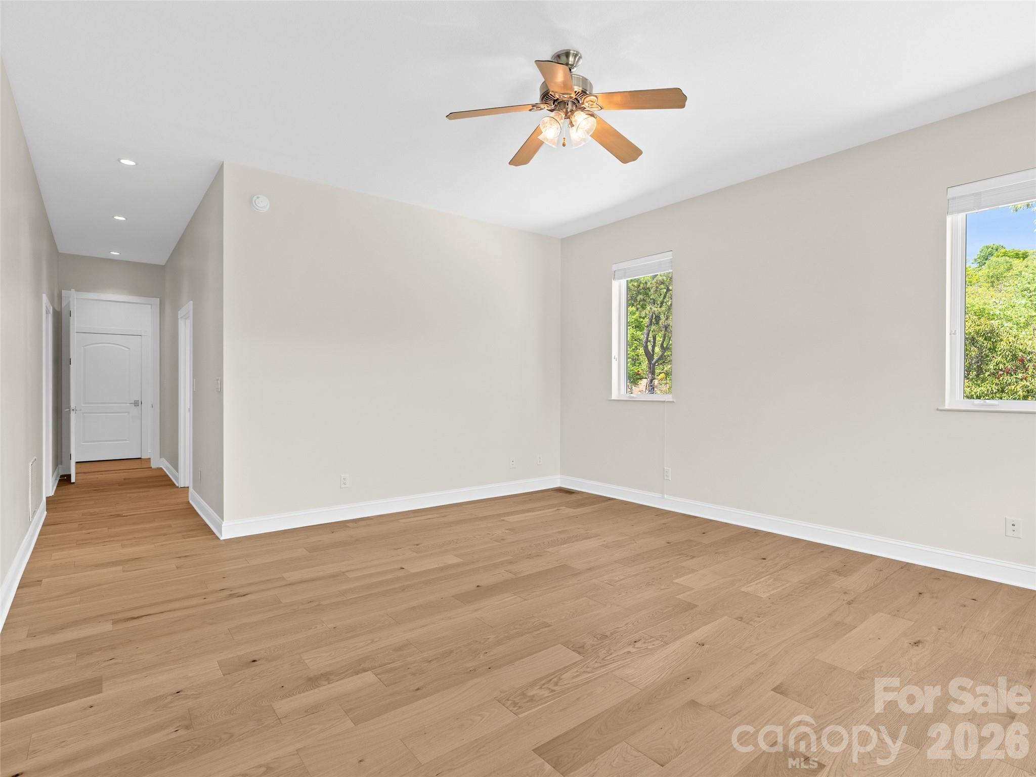 Laurel Woods - Residential