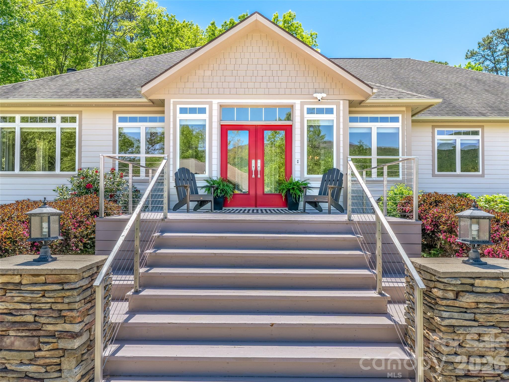 Laurel Woods - Residential
