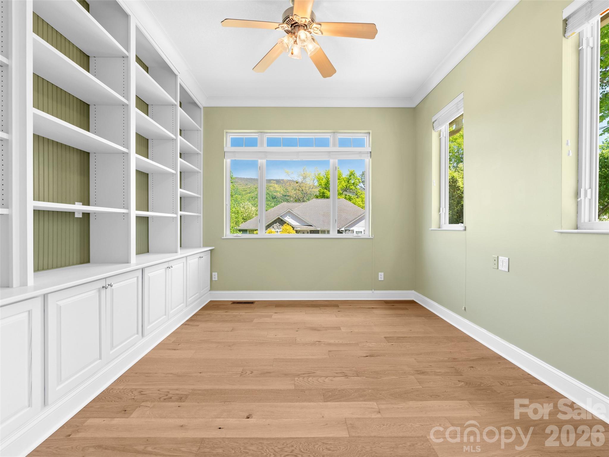 Laurel Woods - Residential