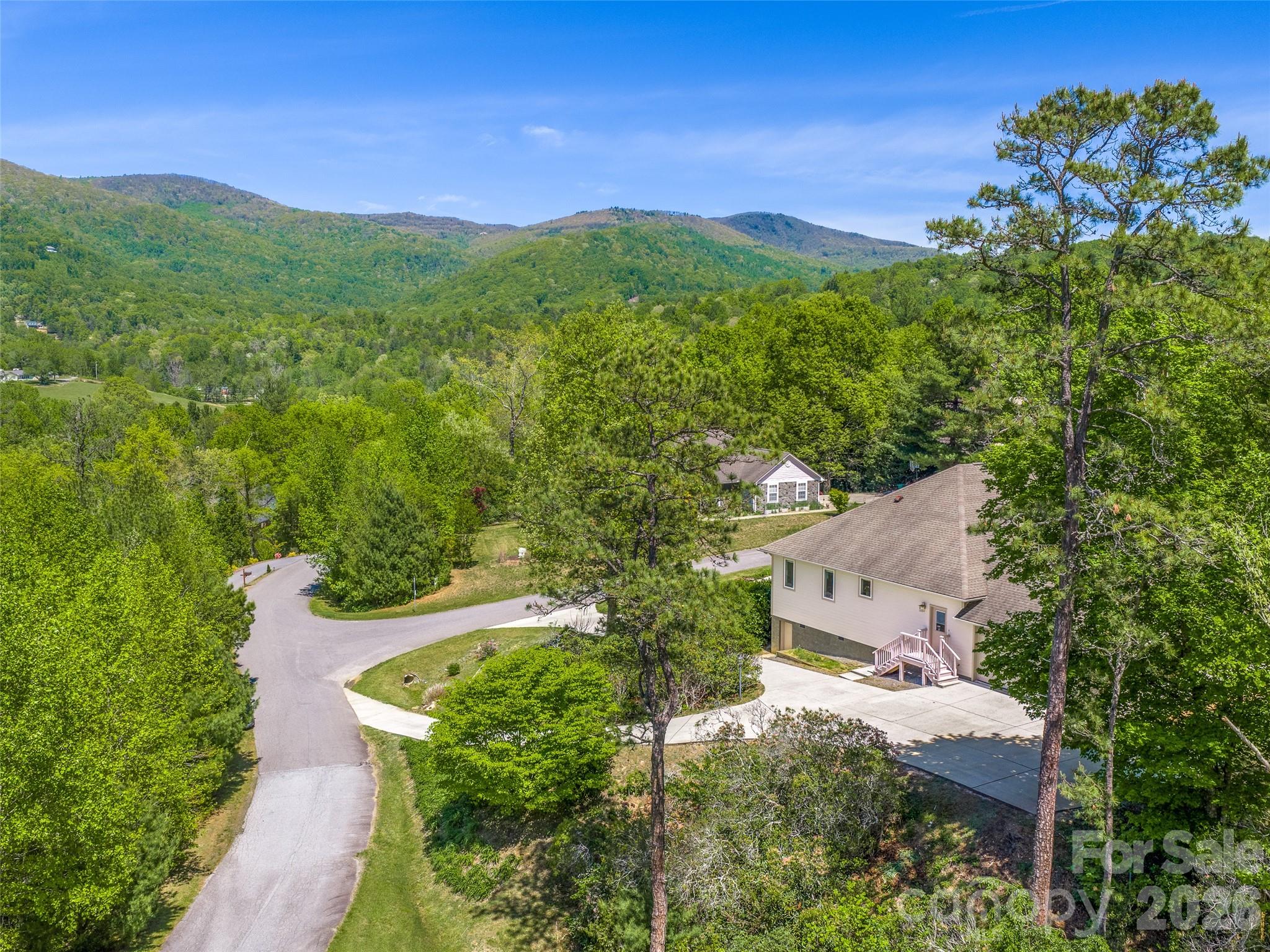 Laurel Woods - Residential