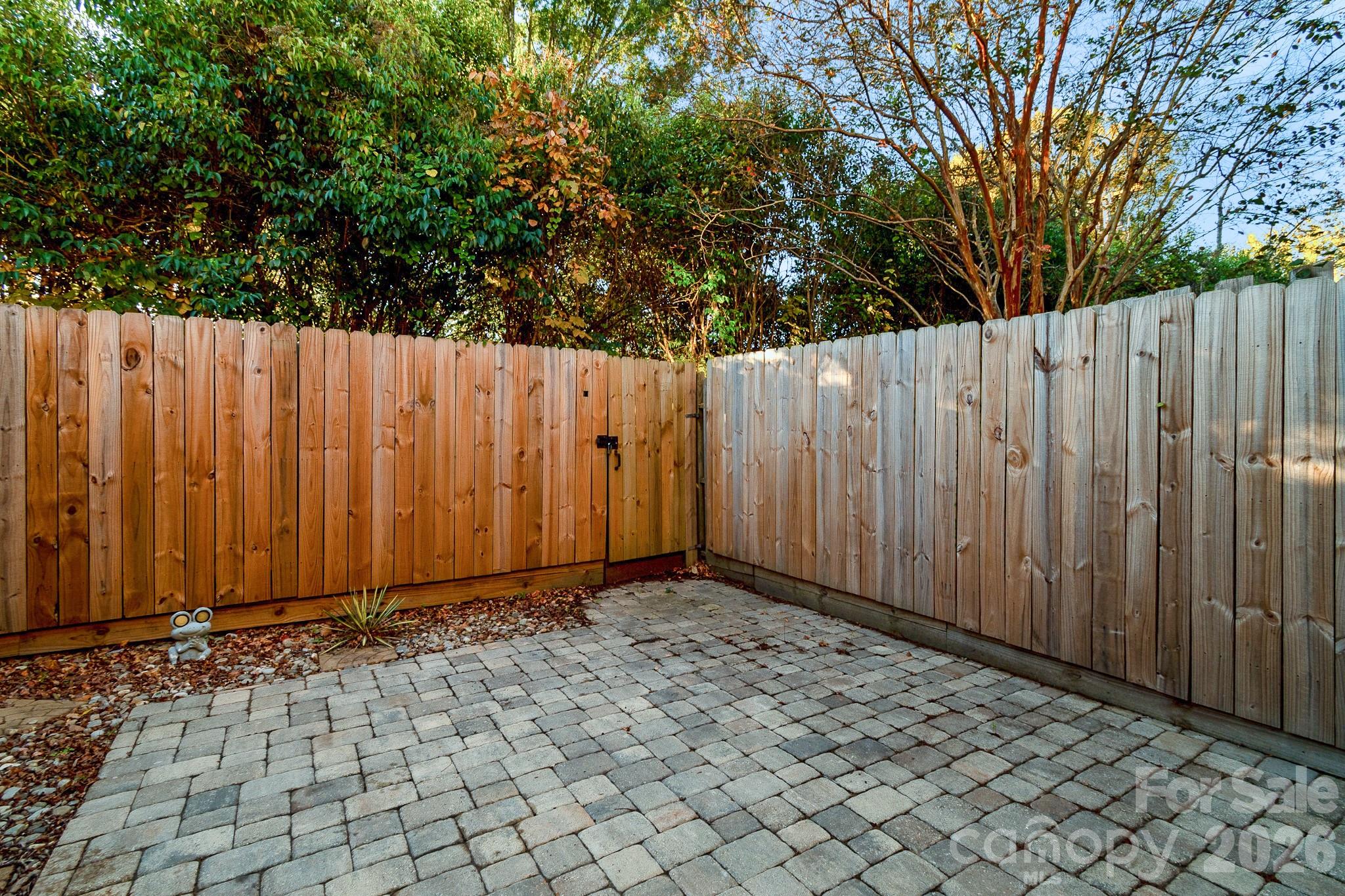 Brookside Townhouses - Residential