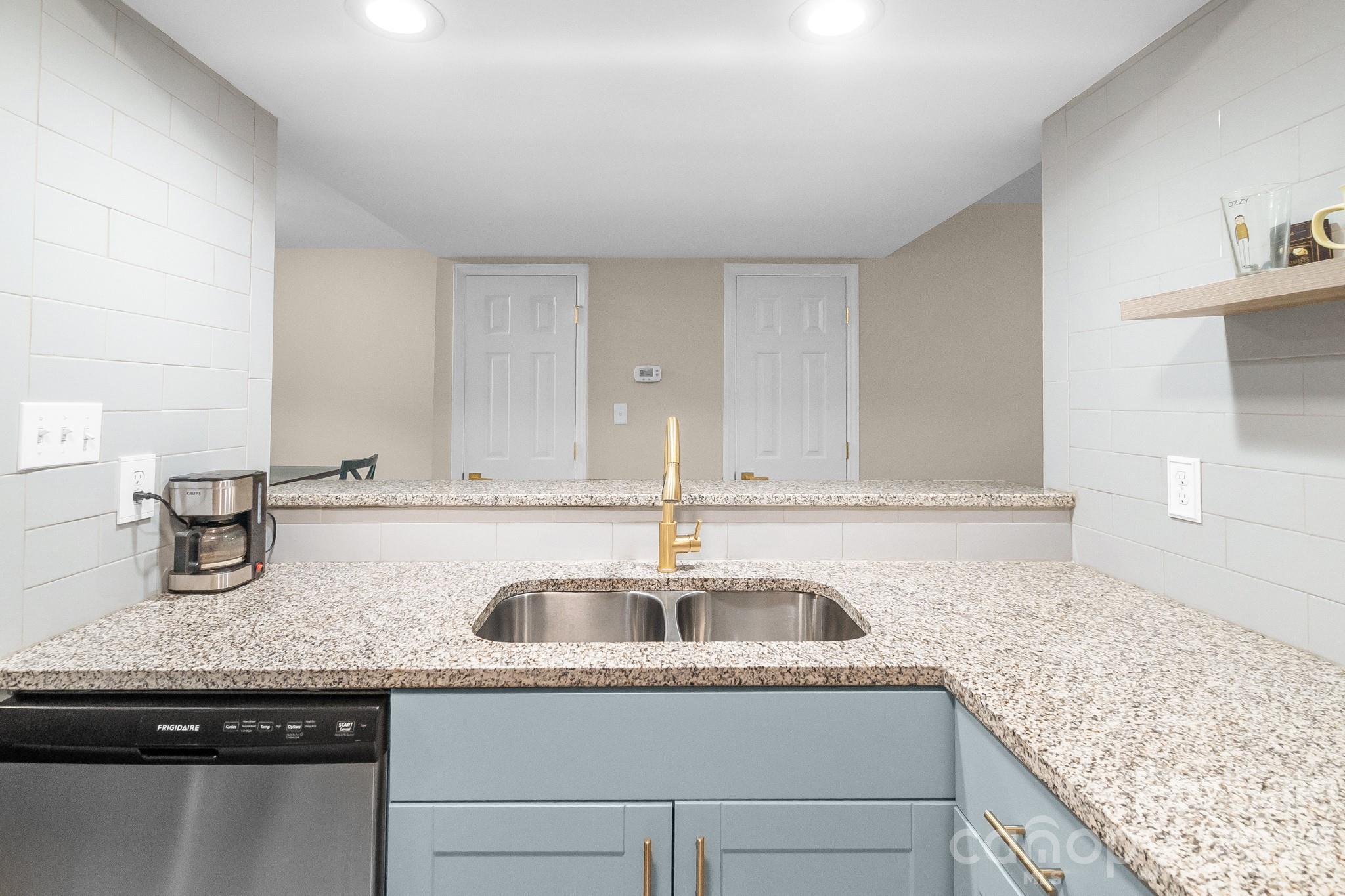 Brookside Townhouses - Residential