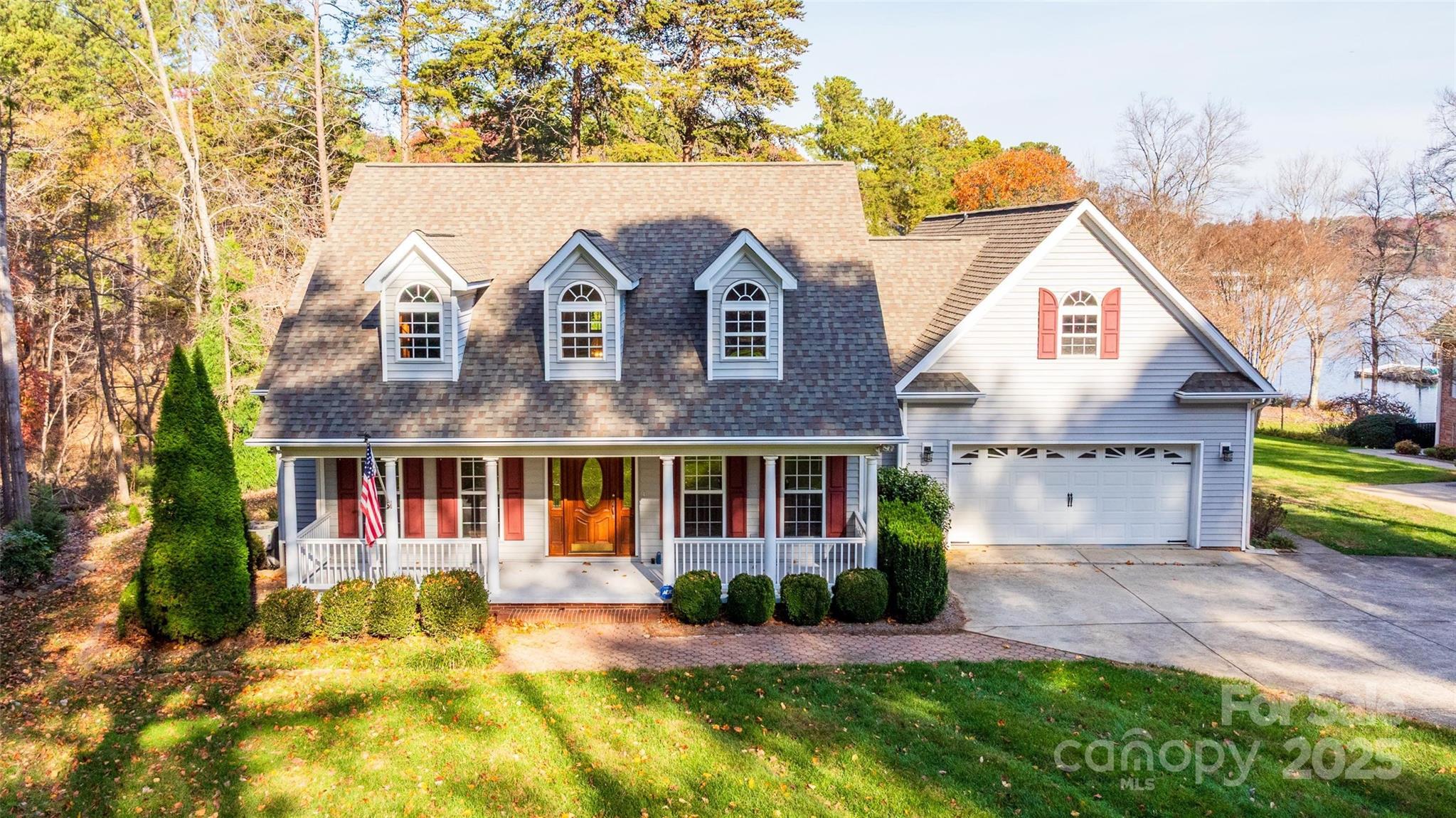 9372 Island Point Road