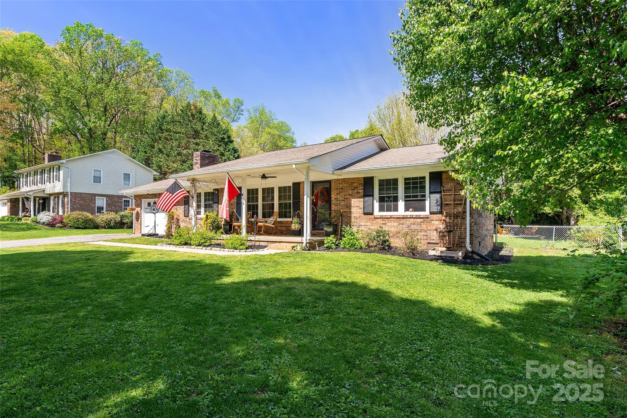 108 W Carson Street 10