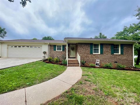 311 Tiffany Street NW Concord NC 28027