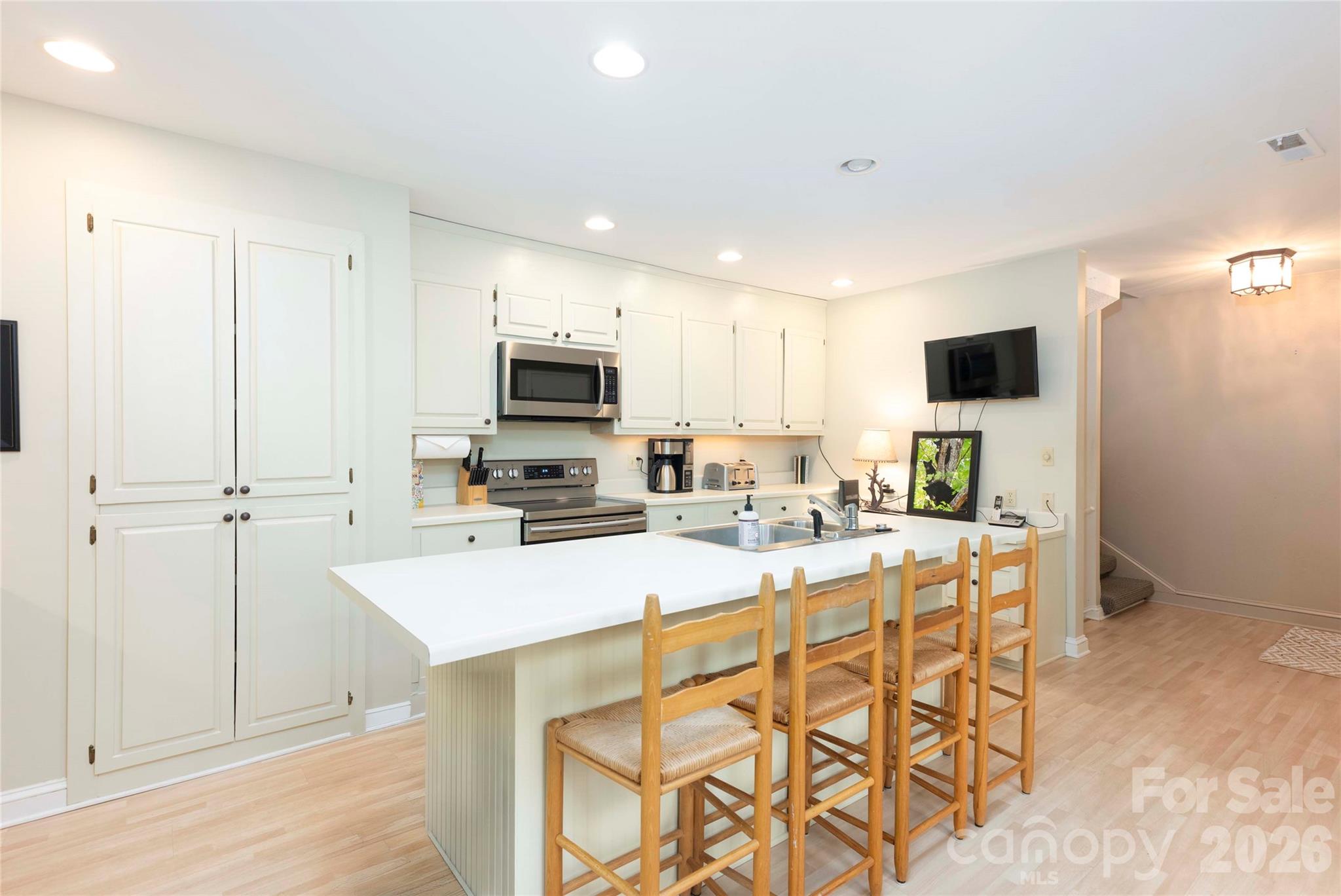 Lake Toxaway Estates - Residential