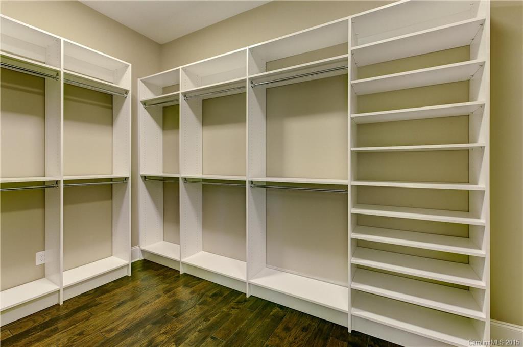 Riverchase Estates - Residential