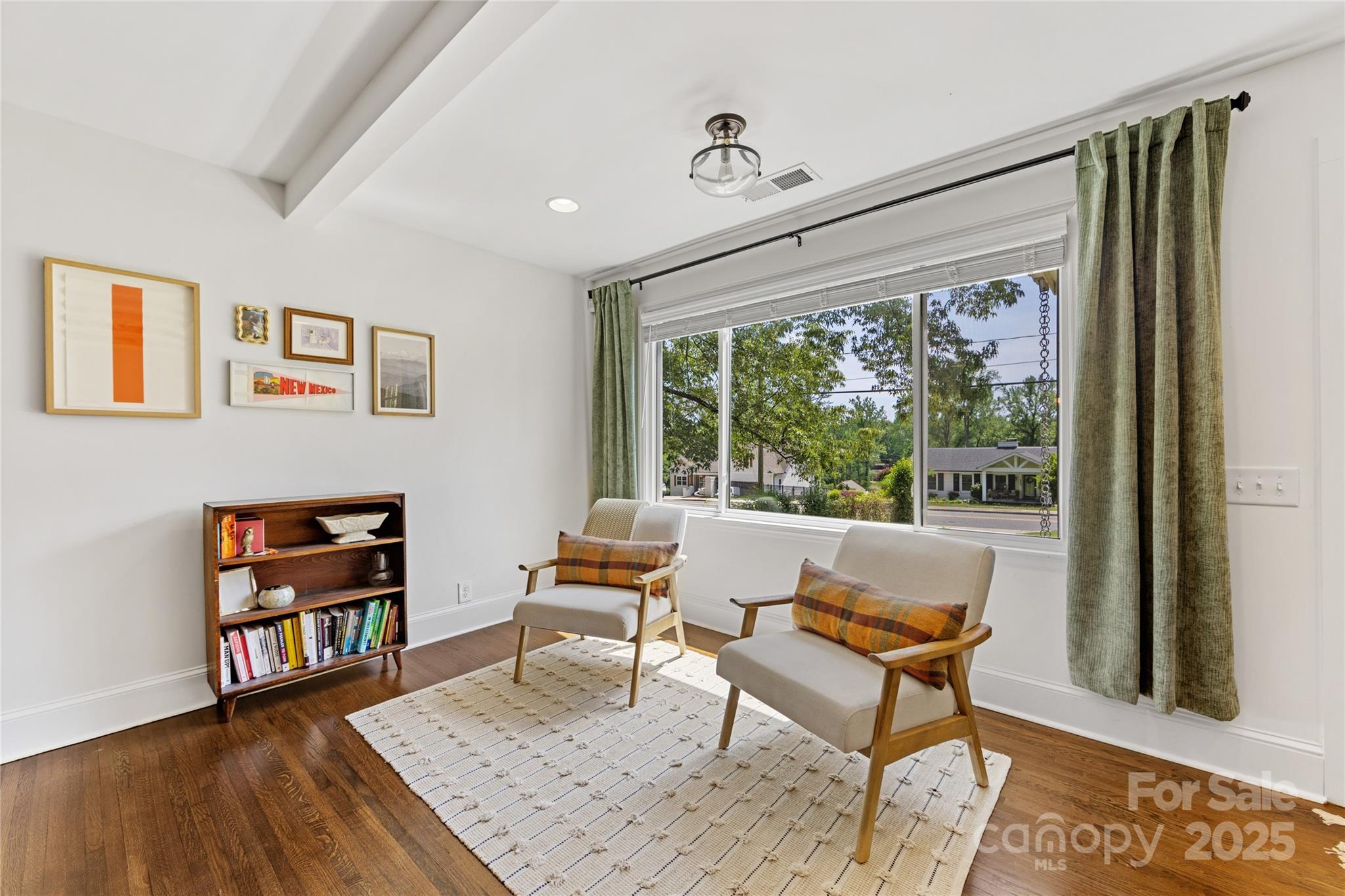 2933 Hilliard Drive