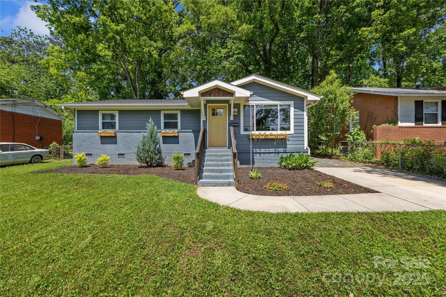 Don't miss this wonderful 3-bedroom, 2-bathroom home available in Country Club Heights. This updated property has a fantastic open floor plan, creating a spacious feel and providing excellent areas for entertaining.
The kitchen is a highlight, featuring a large island that overlooks a 5-burner gas range and stainless steel appliances. The three bedrooms are generously sized, and the primary bedroom includes a convenient walk-in closet. For outdoor enjoyment, there's a deck within a fenced yard, complete with a hot tub and a TV mount. Practical upgrades include gutter guards, a large shed, and a new French drain system. The location is also very convenient, with easy access to nearby restaurants and entertainment options. Showings start Saturday May 3rd.