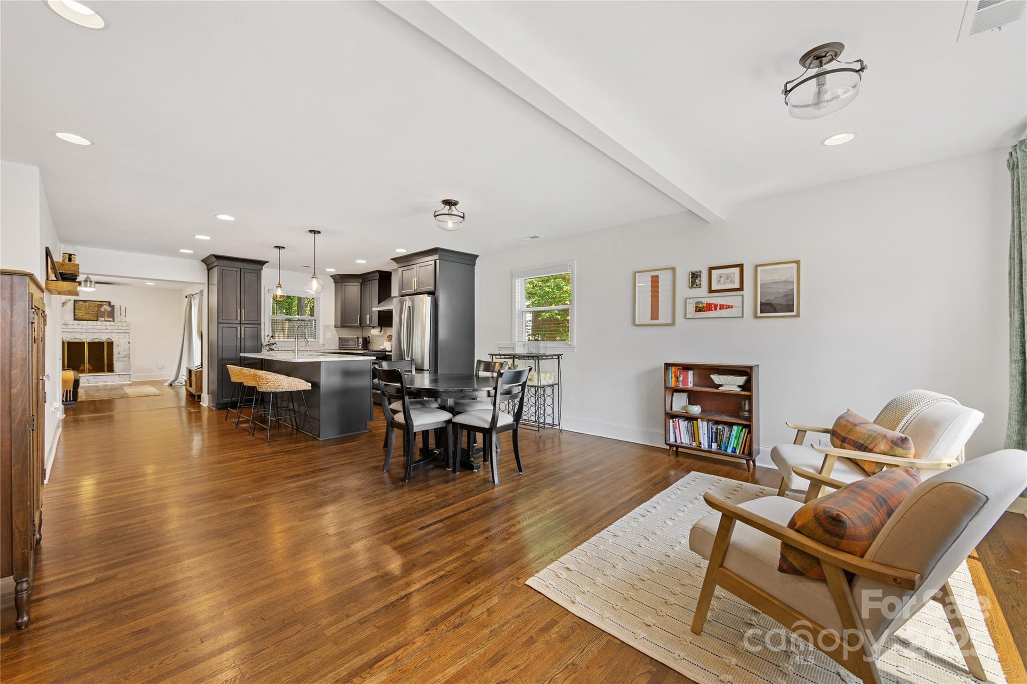 2933 Hilliard Drive