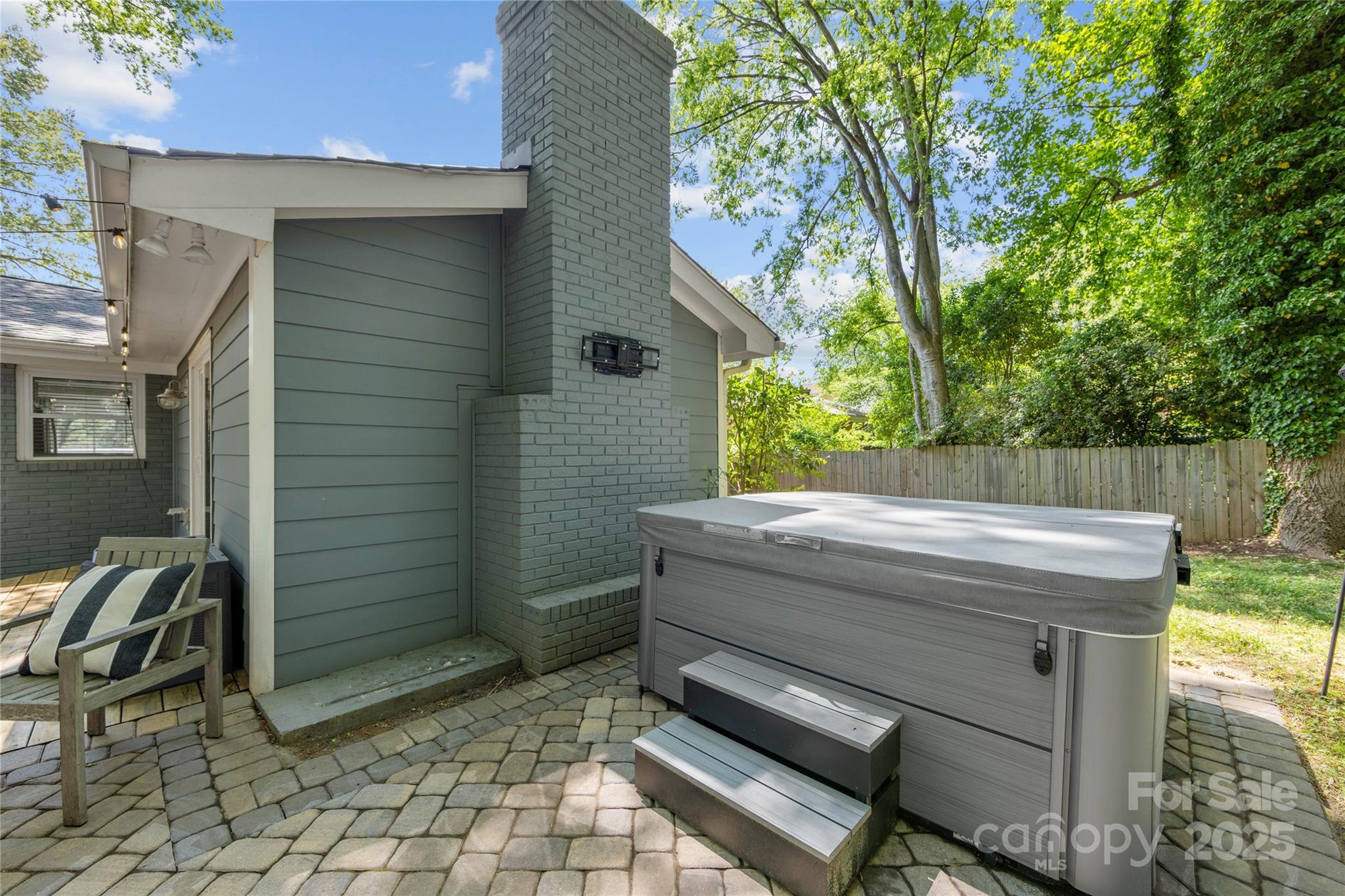 Country Club Heights - Residential