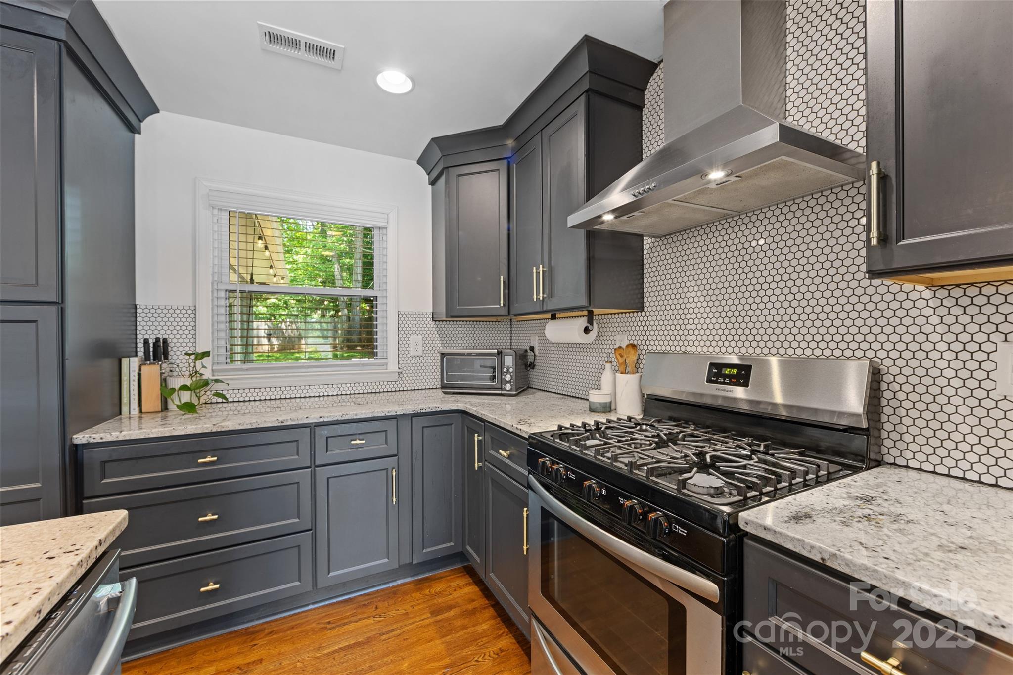 Country Club Heights - Residential