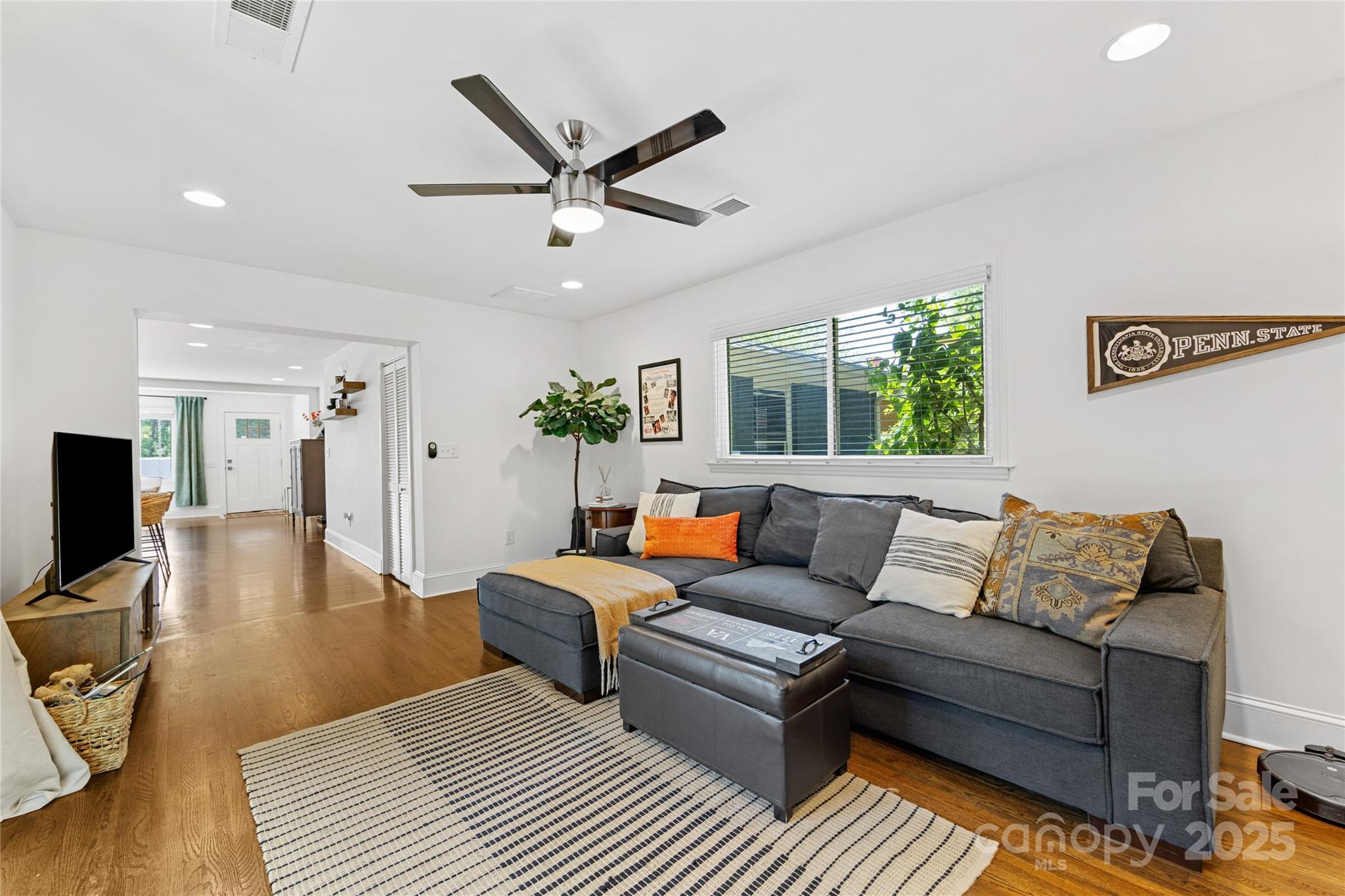 Country Club Heights - Residential