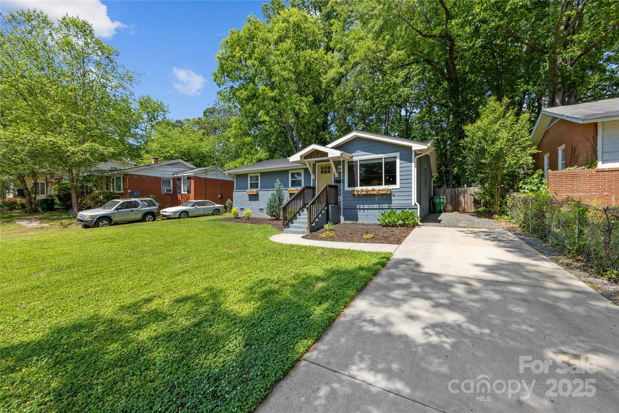 2933 Hilliard Drive