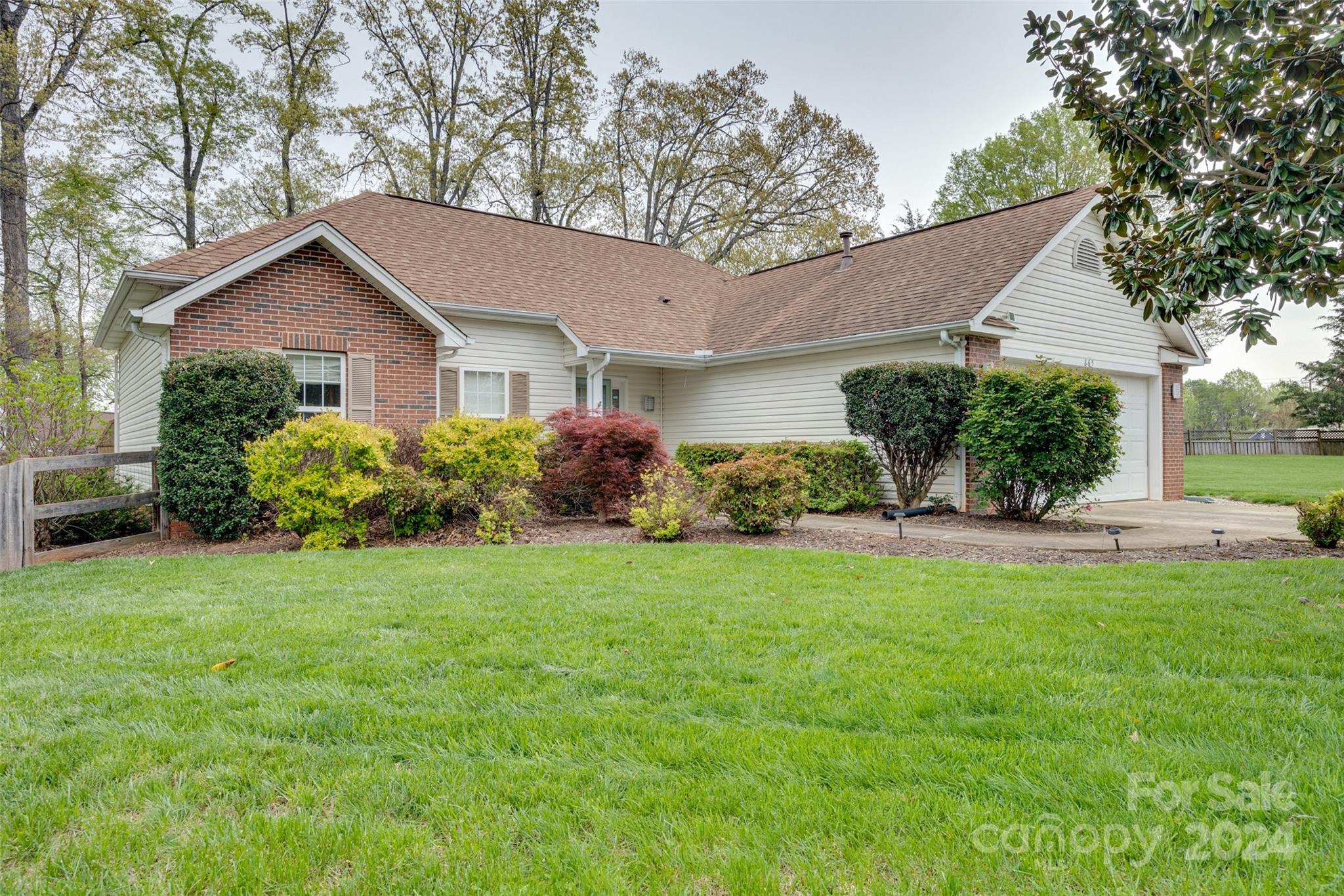 Jordans Pond - Residential