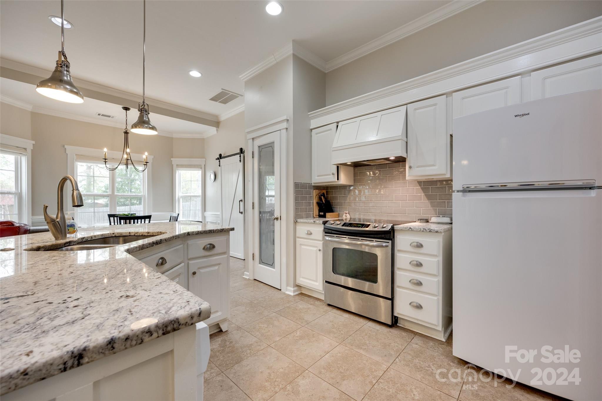 Jordans Pond - Residential