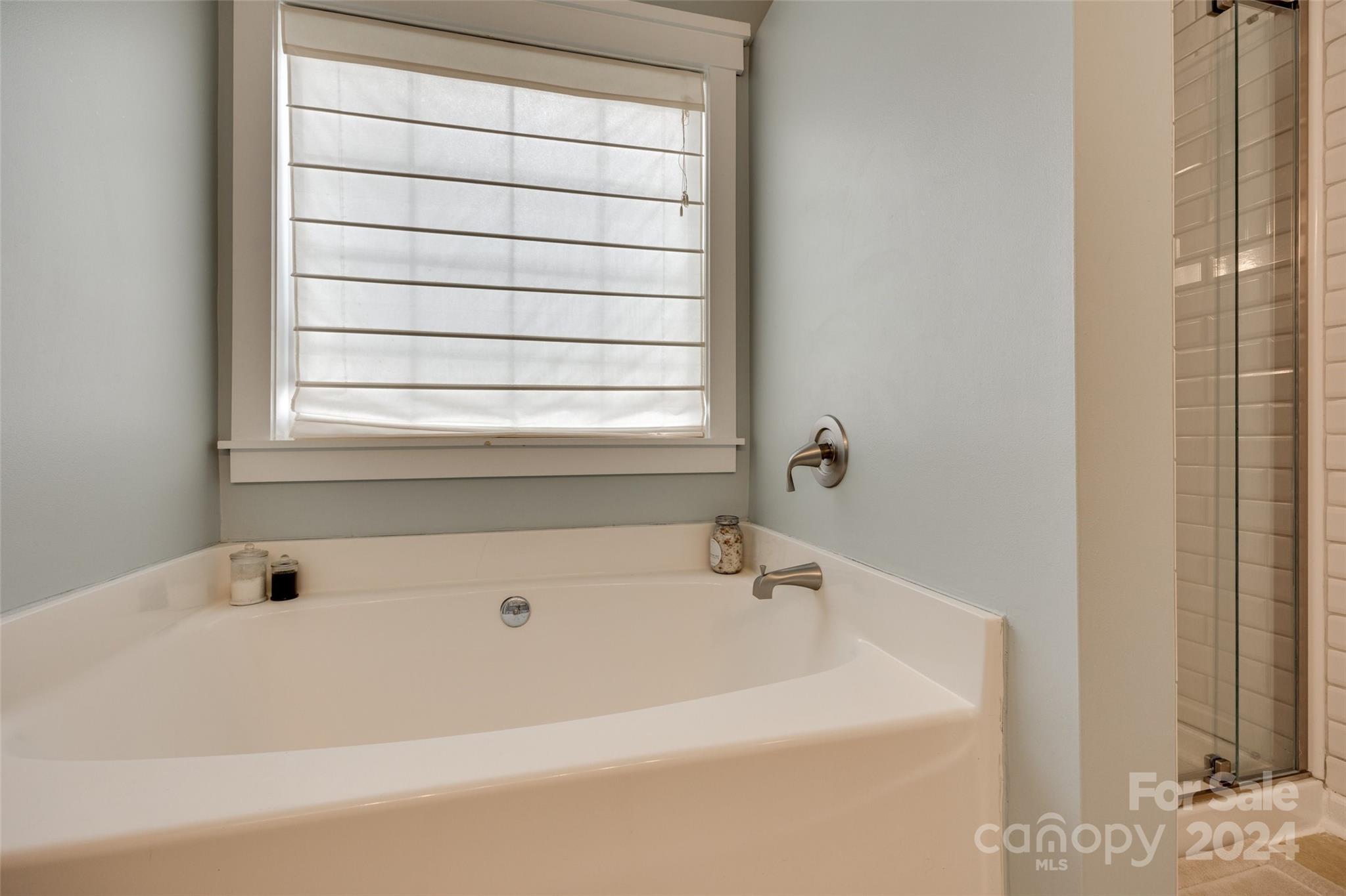 Jordans Pond - Residential