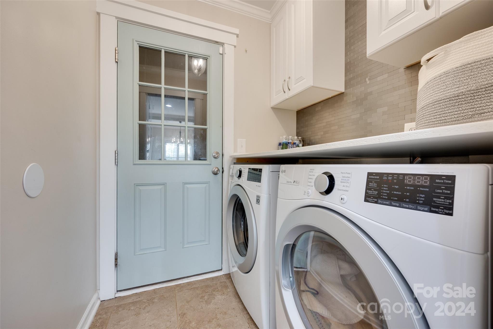 Jordans Pond - Residential