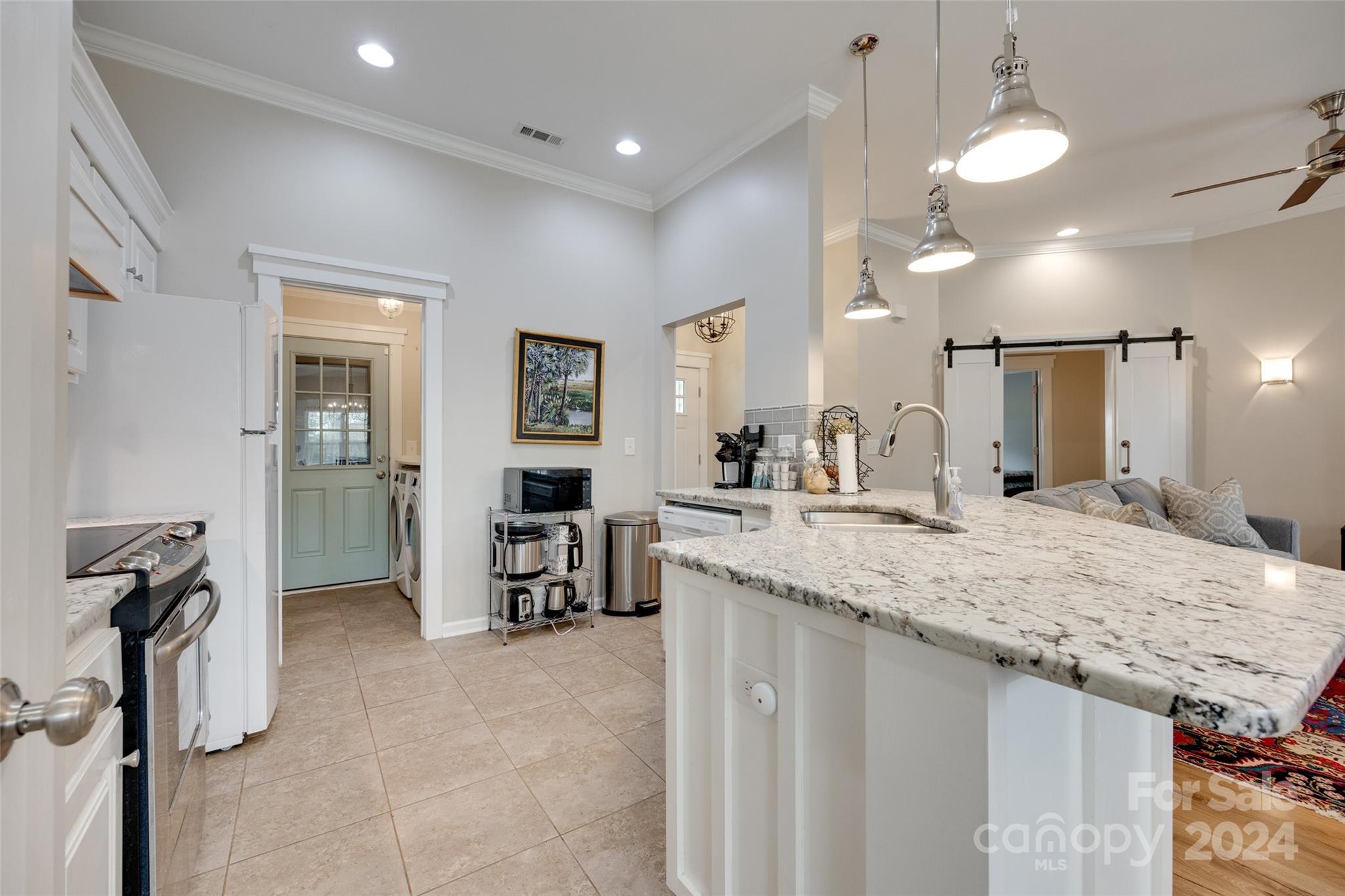 Jordans Pond - Residential