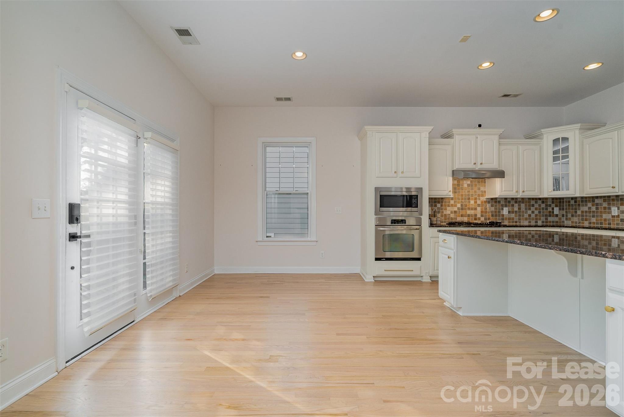 The Palisades - Residential Lease