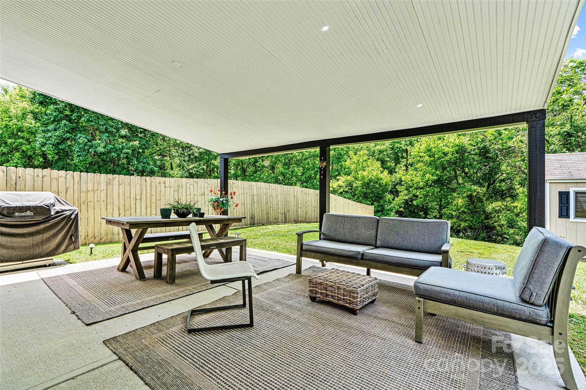 Curtis Pond - Residential