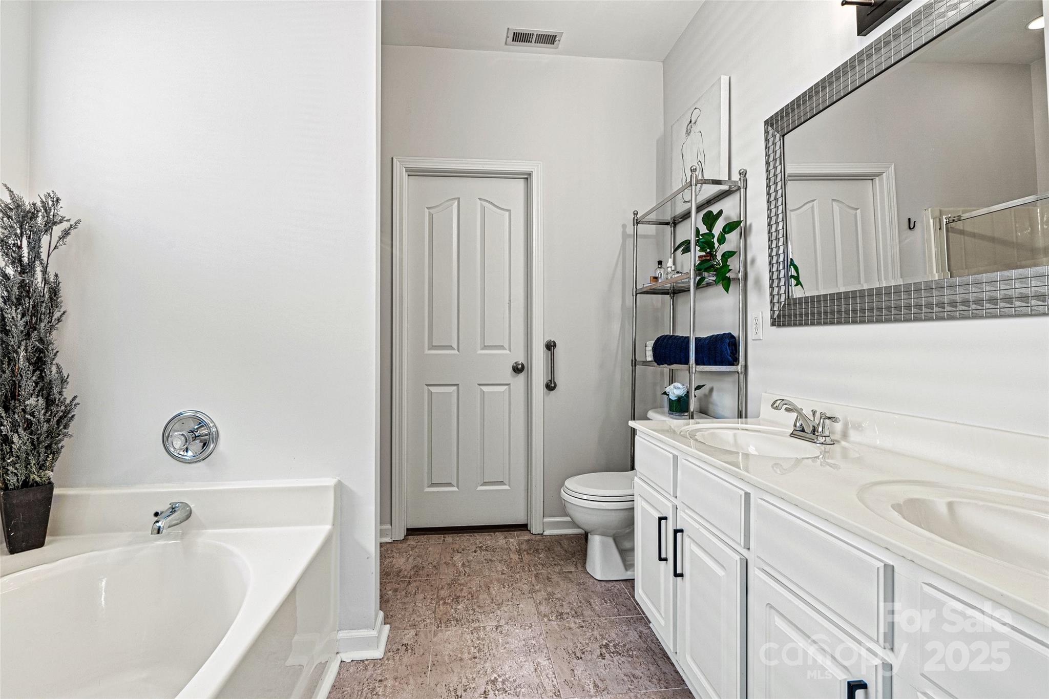 Curtis Pond - Residential