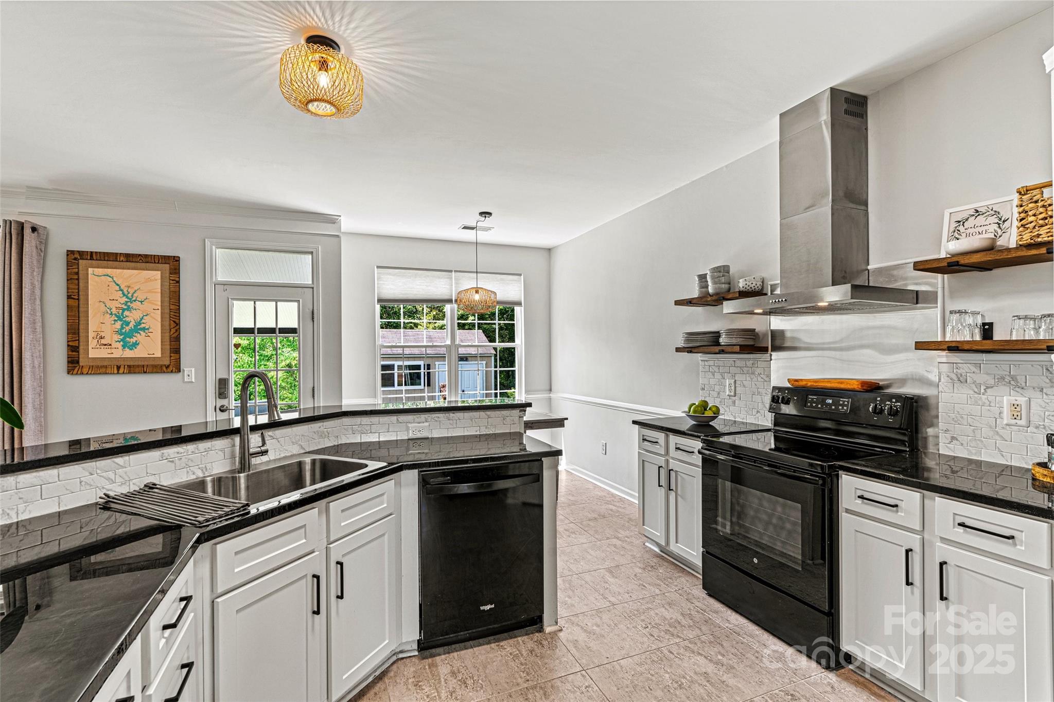 Curtis Pond - Residential