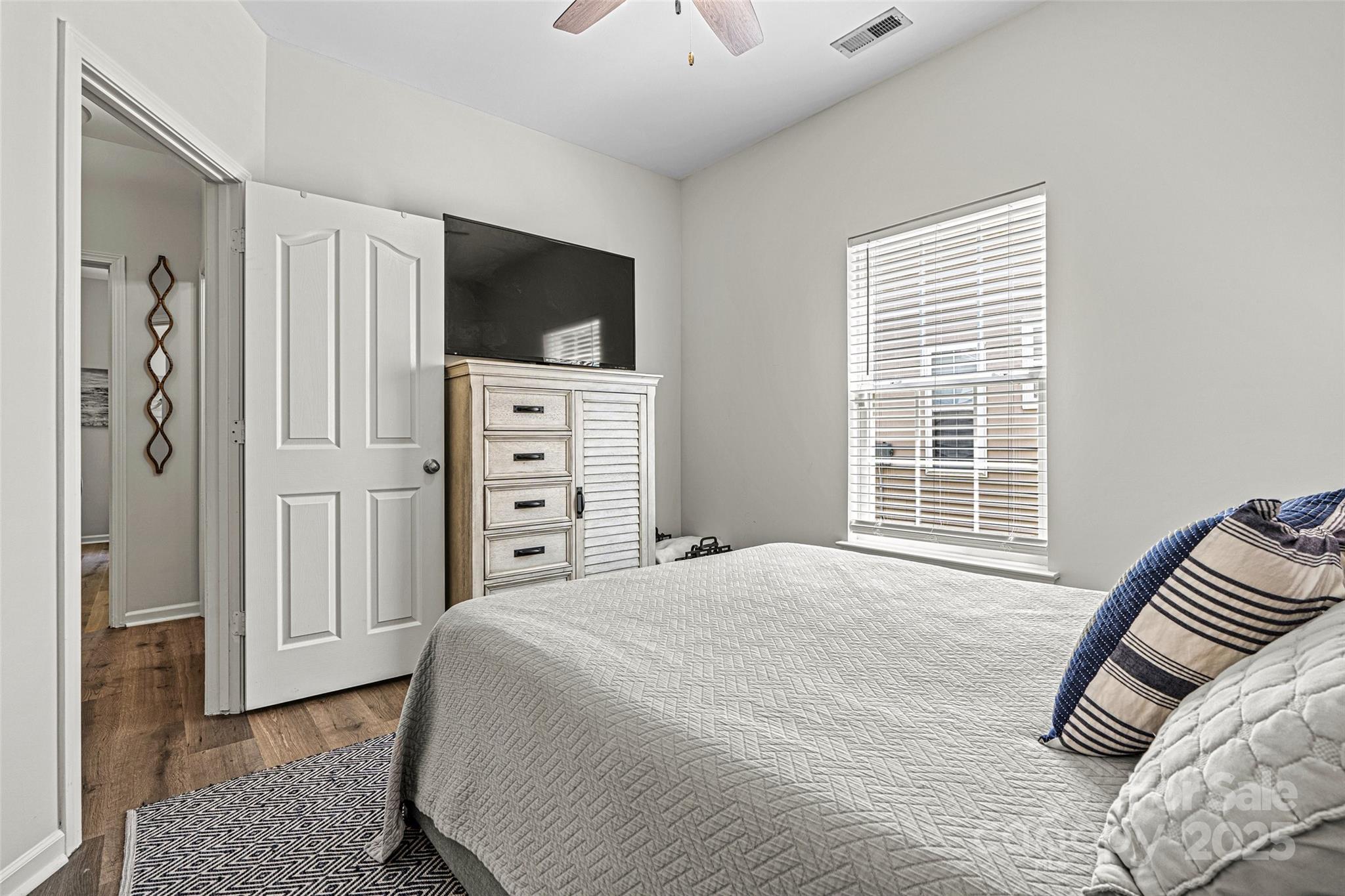 Curtis Pond - Residential