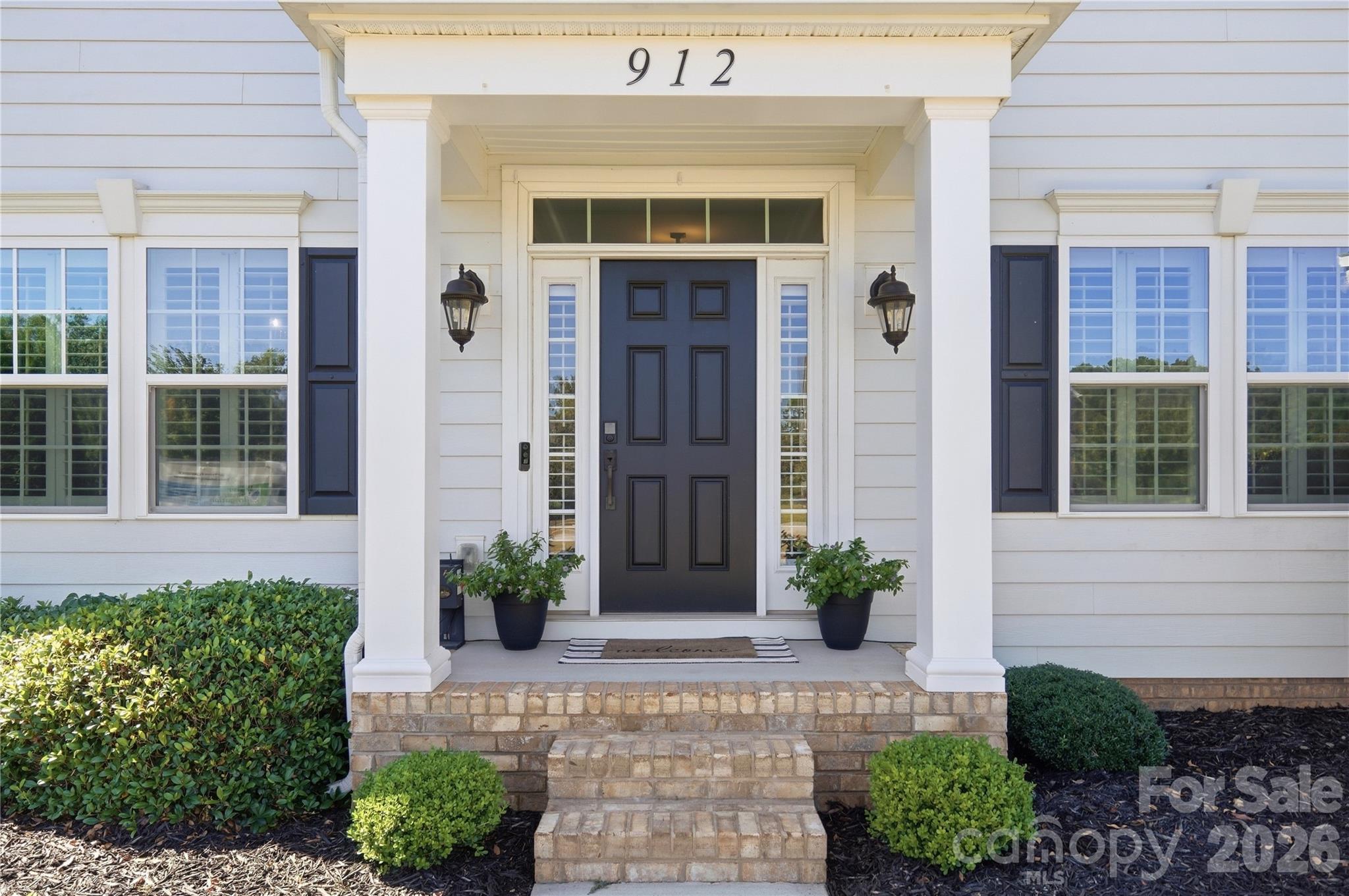 912 Manorwood Drive