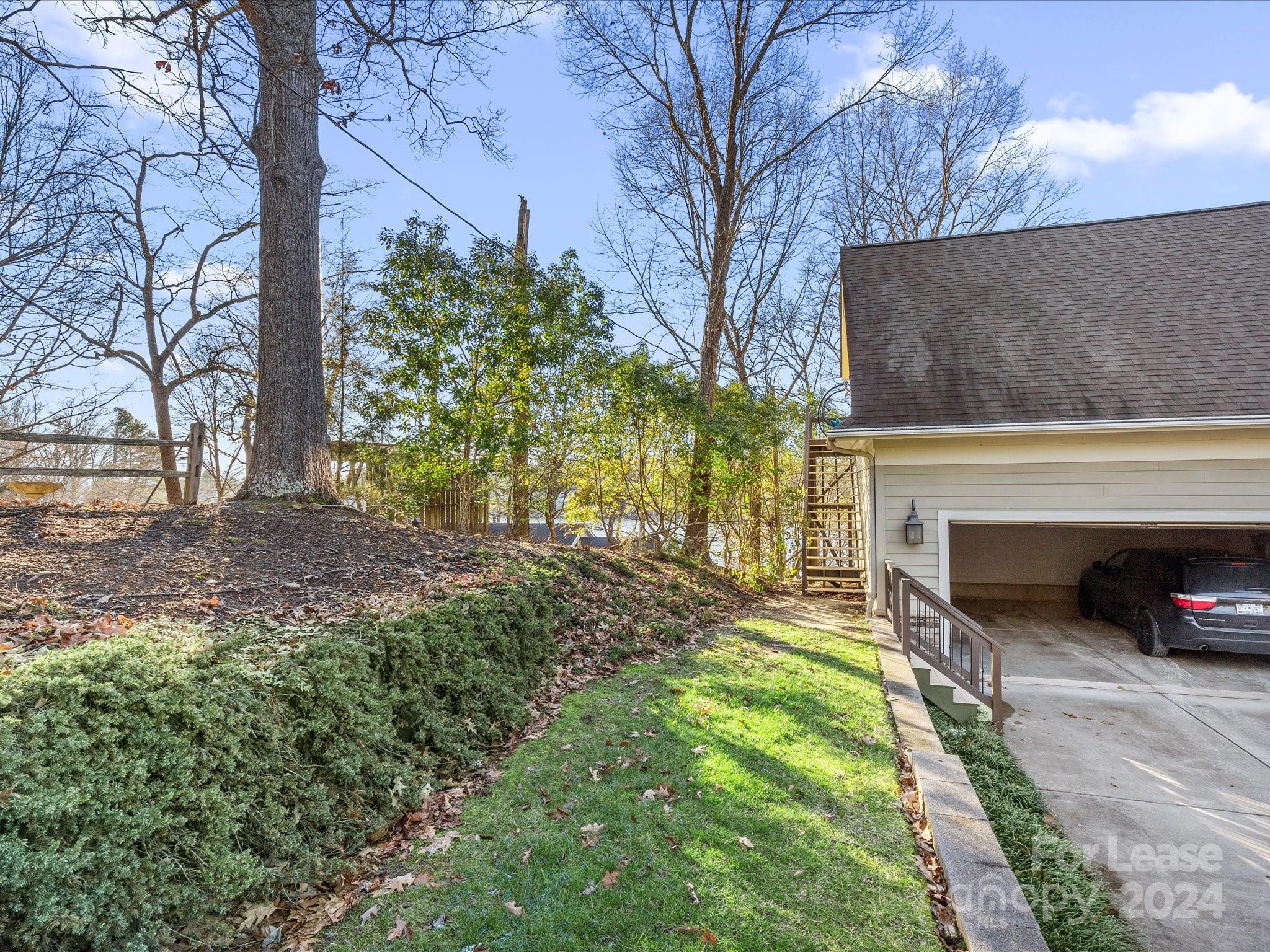 Lake Wylie - Residential Lease