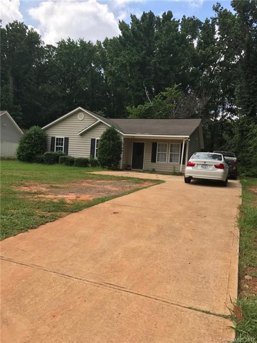Beautiful home,close to I485 and I 85, Airport, shopping,white water Rafting,