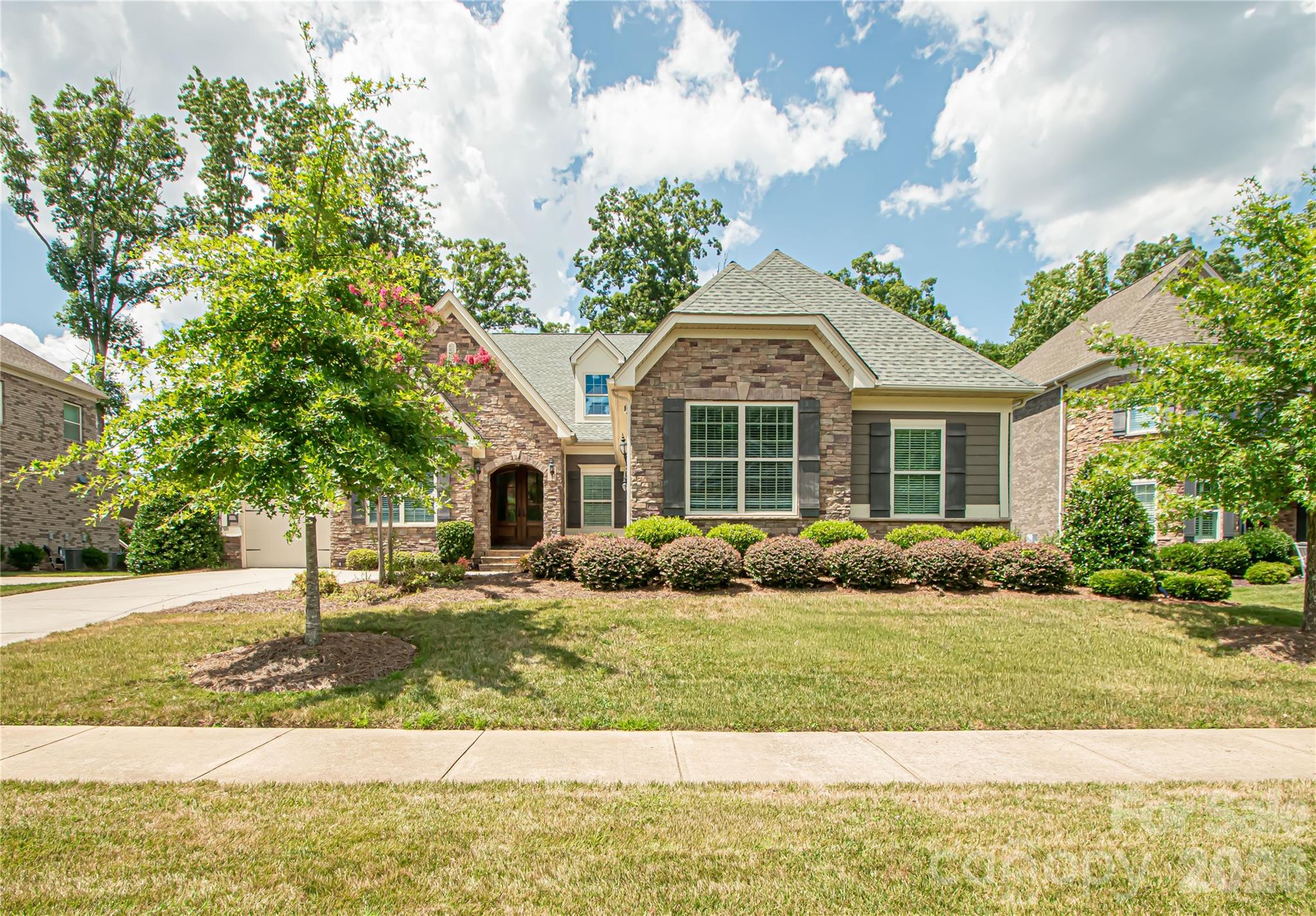 324 Eden Hollow Lane