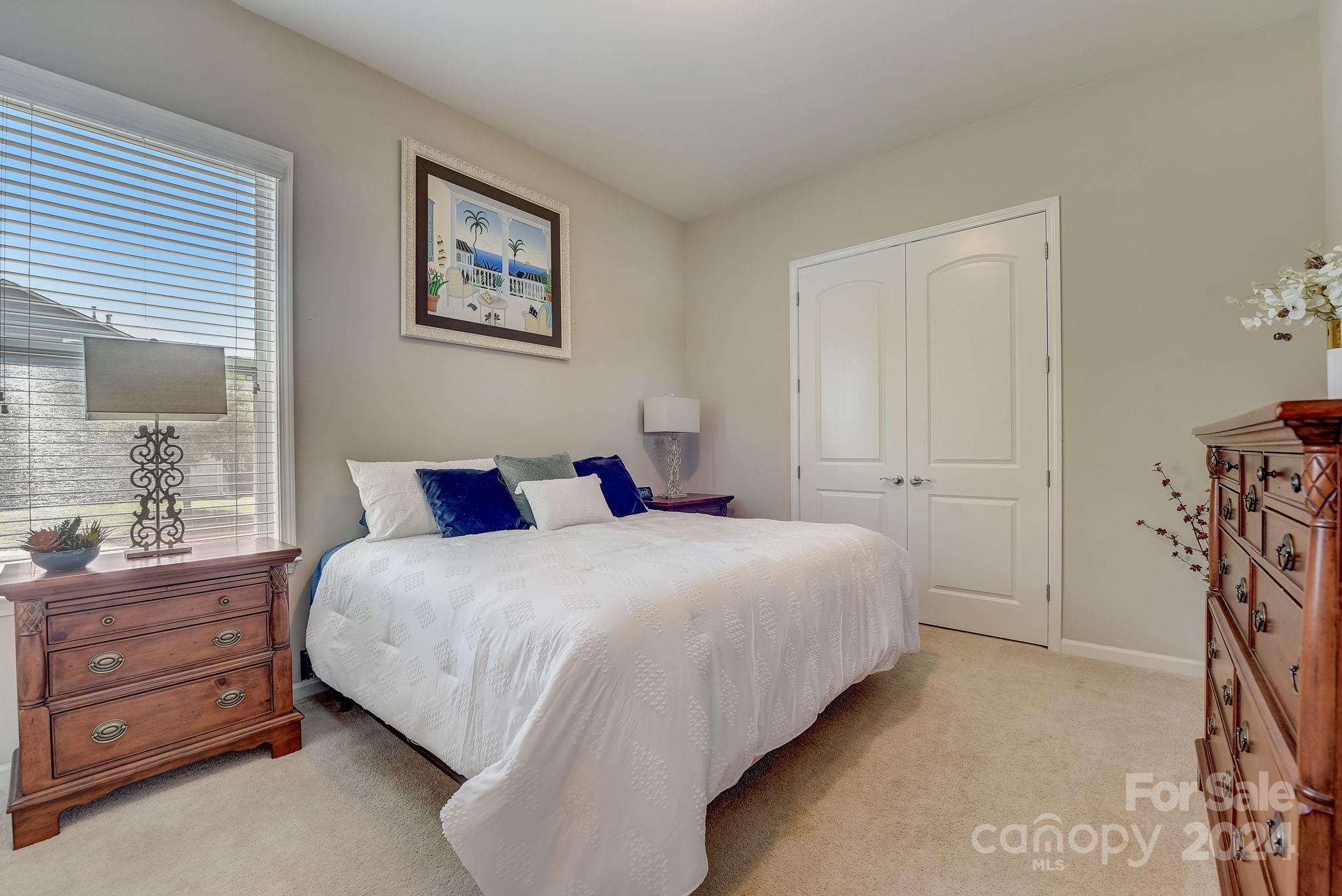 Lake Ridge - Residential