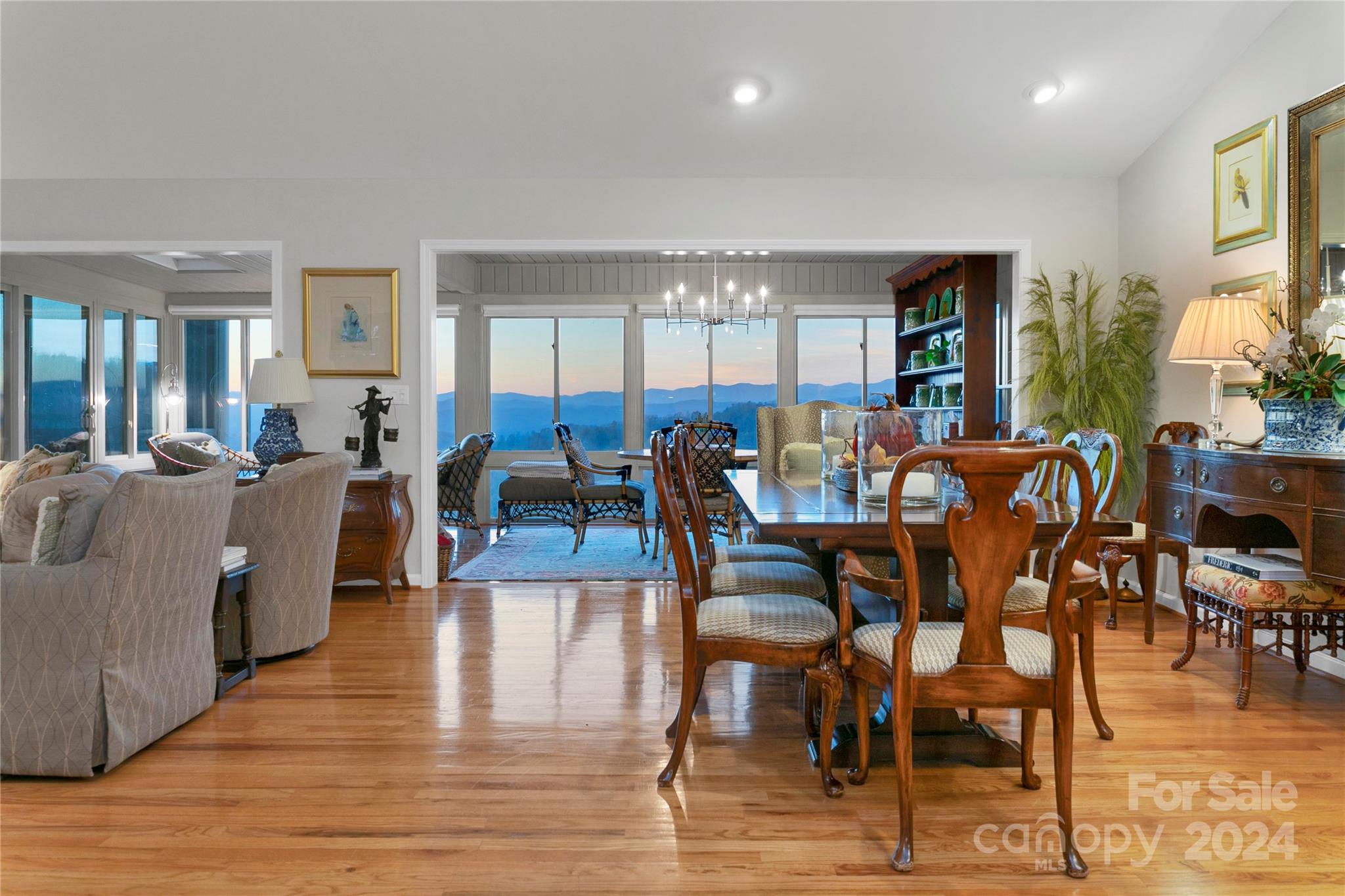 connestee falls - Residential