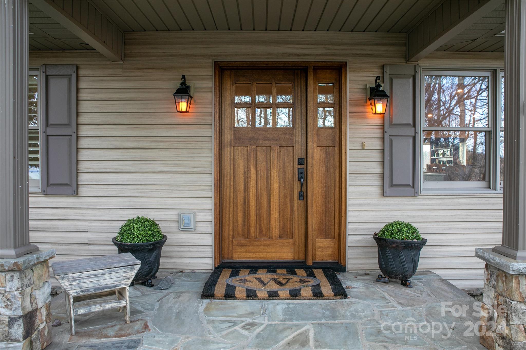 connestee falls - Residential