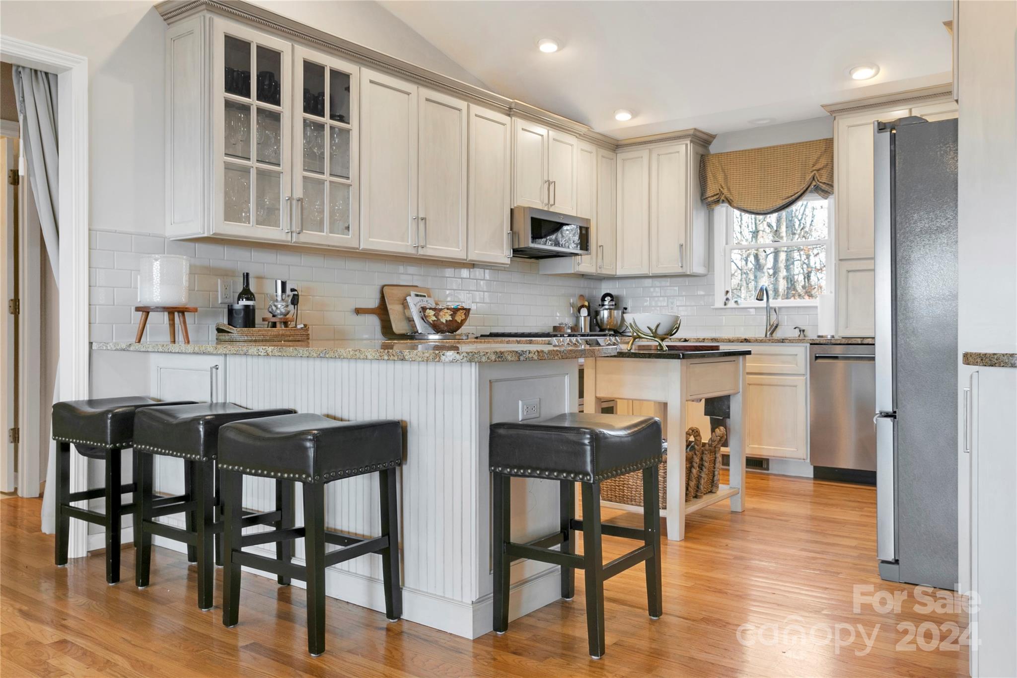 connestee falls - Residential