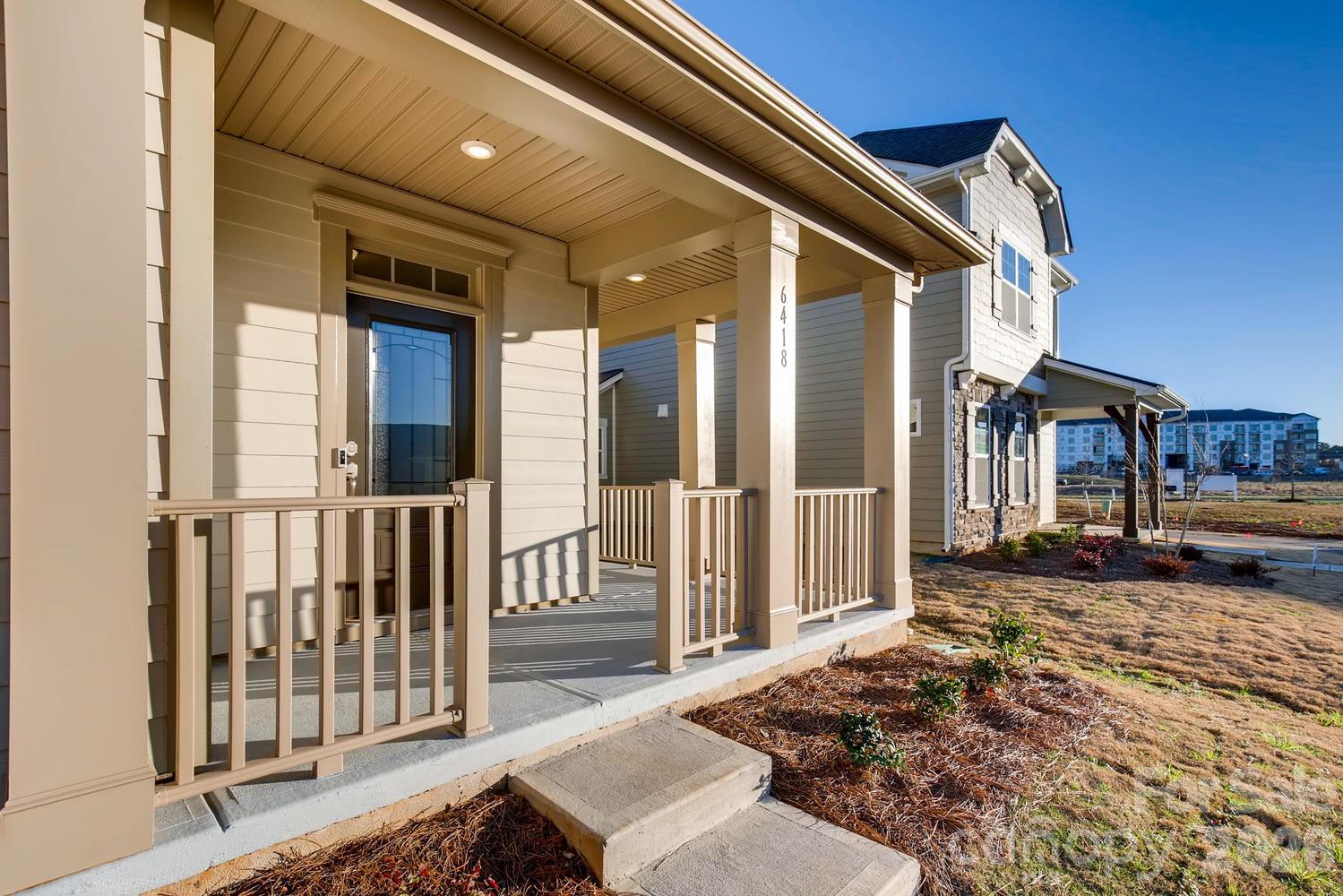 6418 Raffia Road