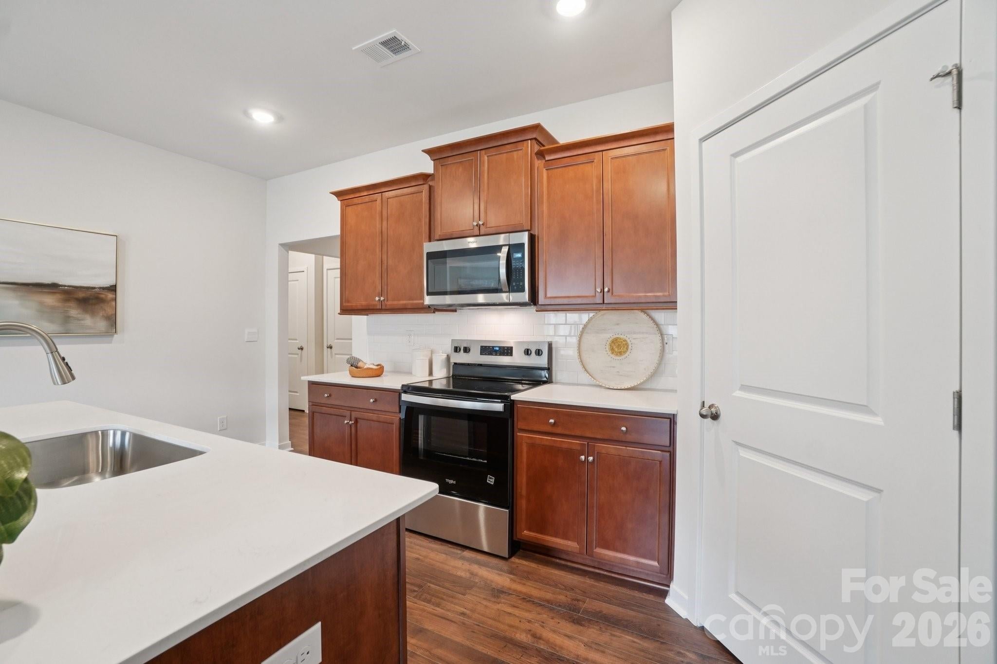 62 Cora View Trail
