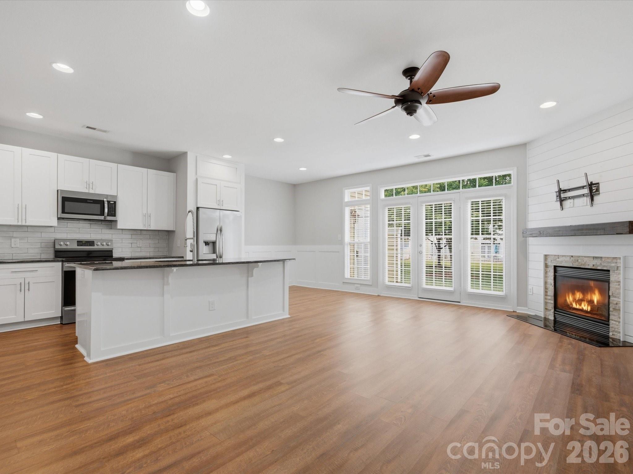 4011 Abbotsbury Drive