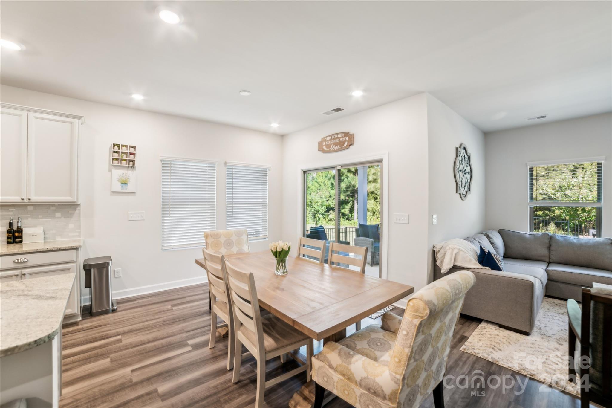 Larkhaven Hills - Residential