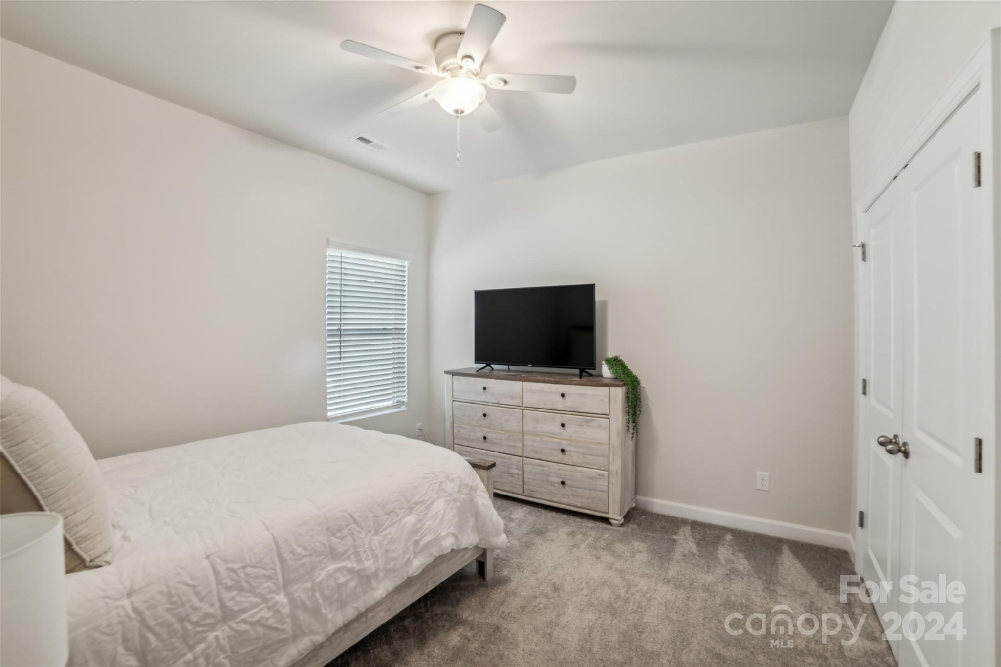 Larkhaven Hills - Residential