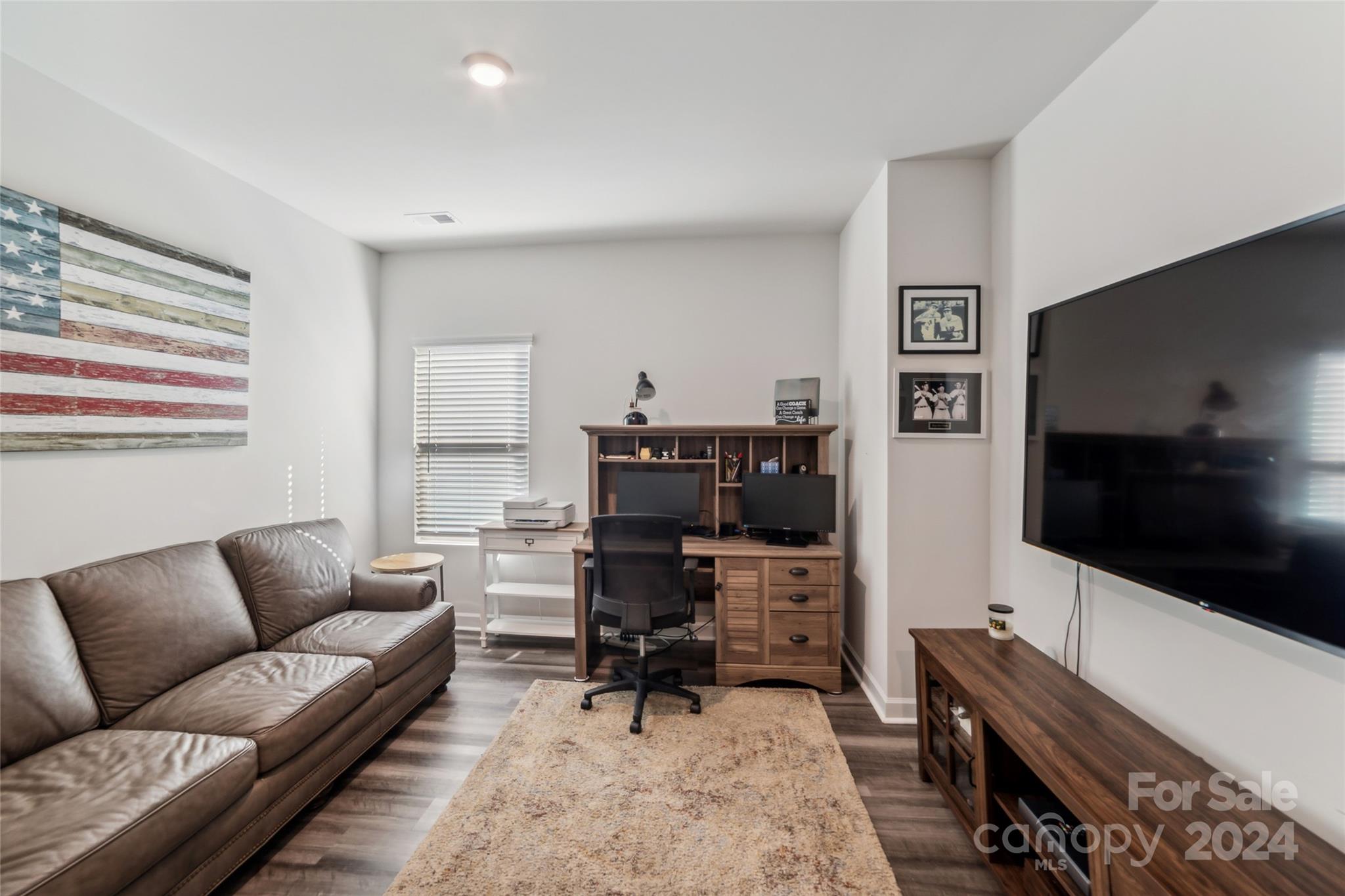 Larkhaven Hills - Residential